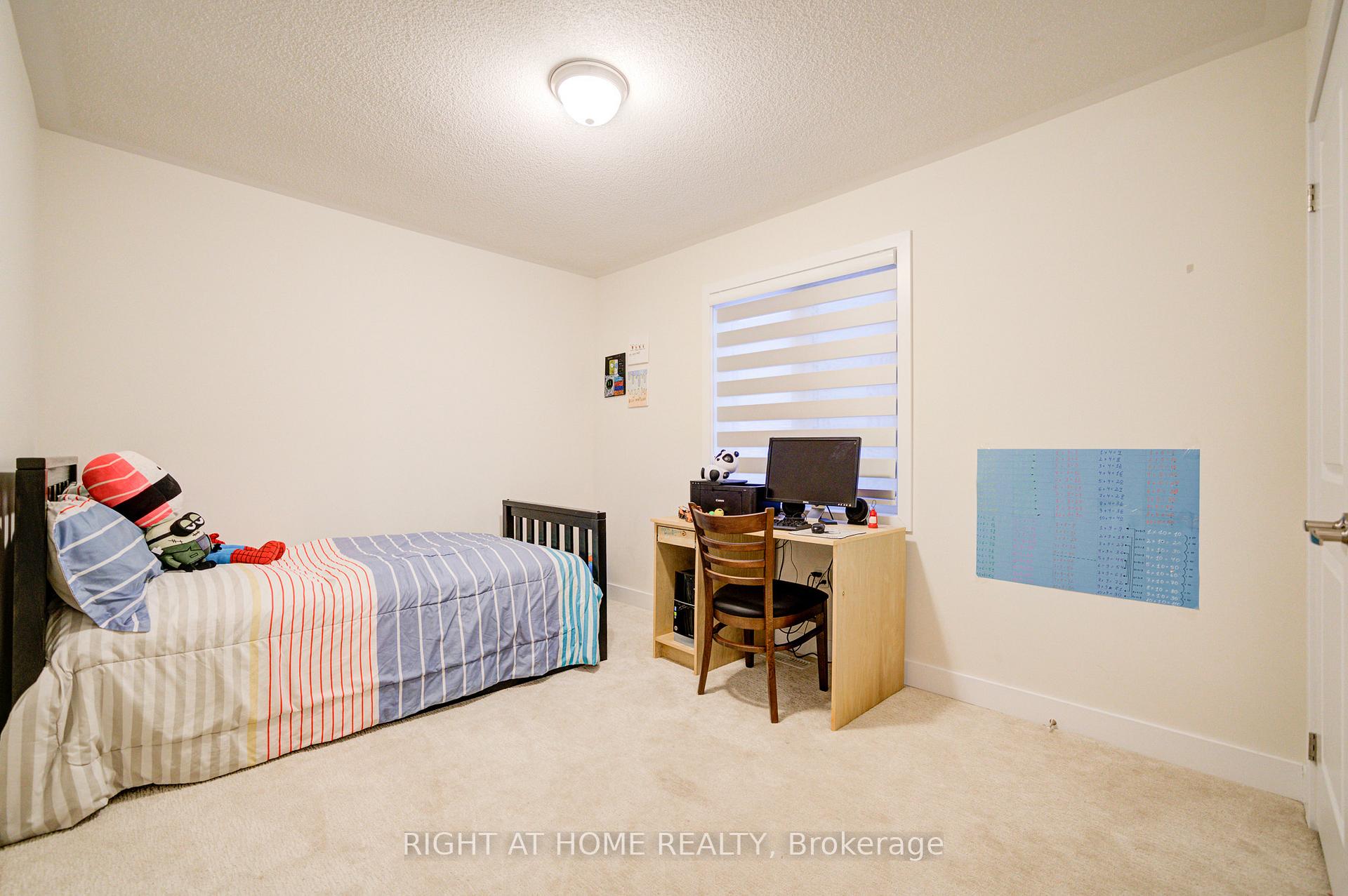 Photo 36 of 637 Leatherleaf Landing, Milton, Cobban — HOMEH
