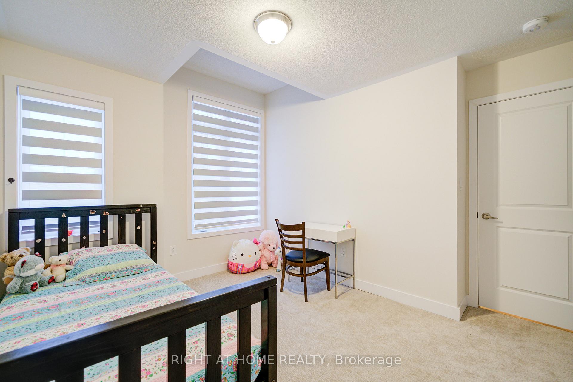 Photo 39 of 637 Leatherleaf Landing, Milton, Cobban — HOMEH