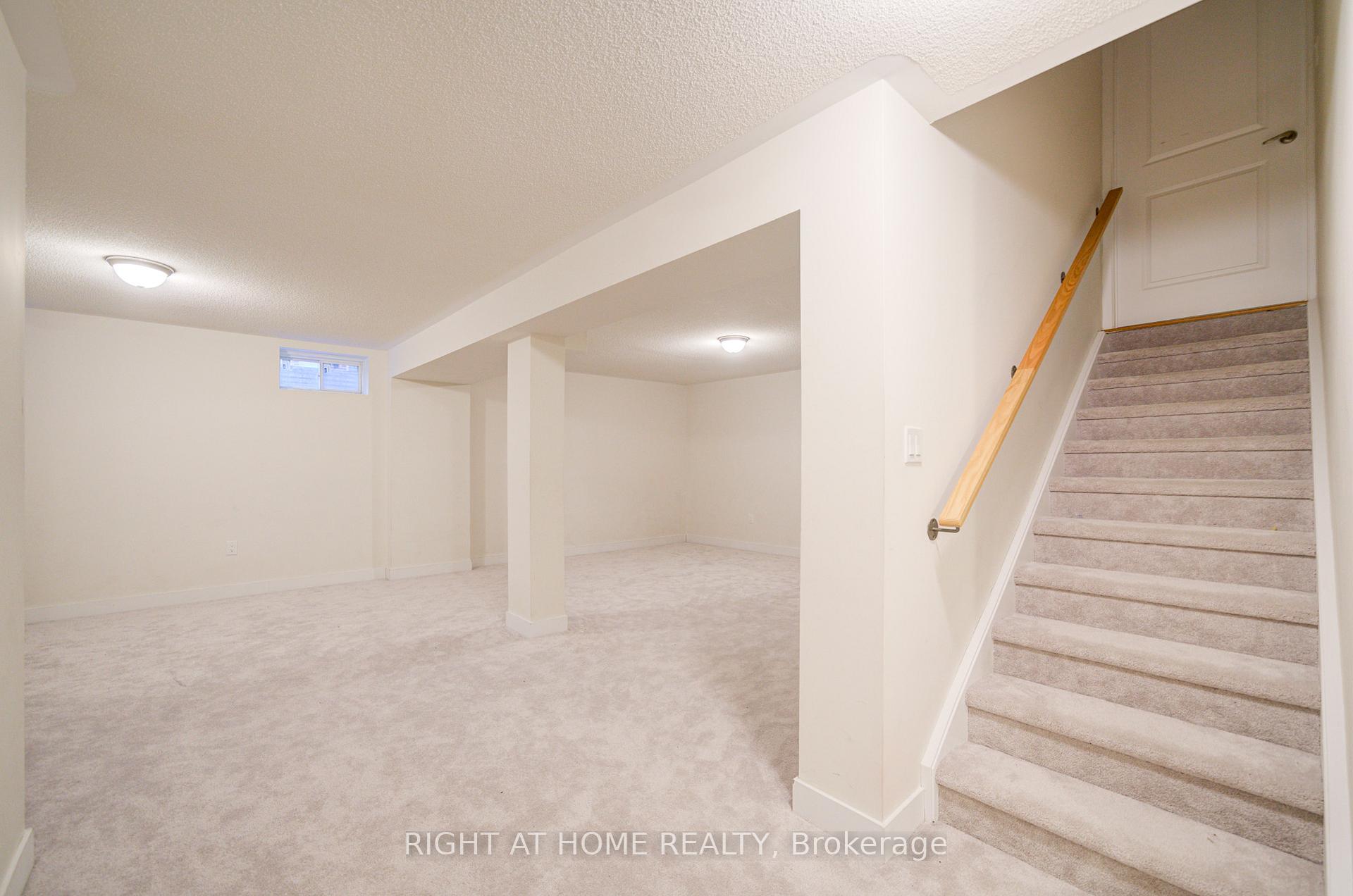Photo 45 of 637 Leatherleaf Landing, Milton, Cobban — HOMEH