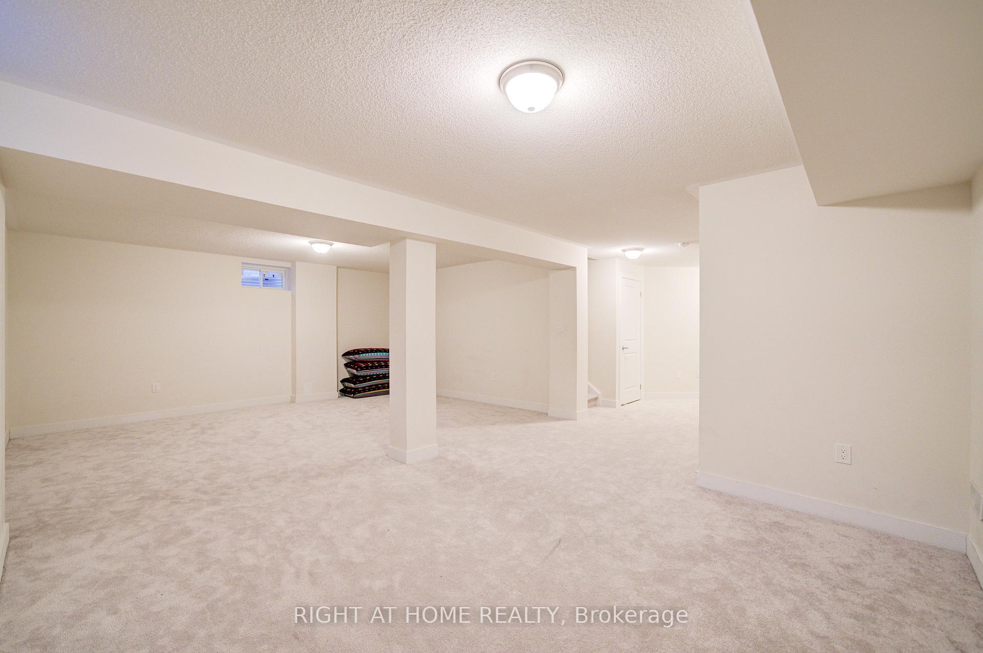 Photo 48 of 637 Leatherleaf Landing, Milton, Cobban — HOMEH