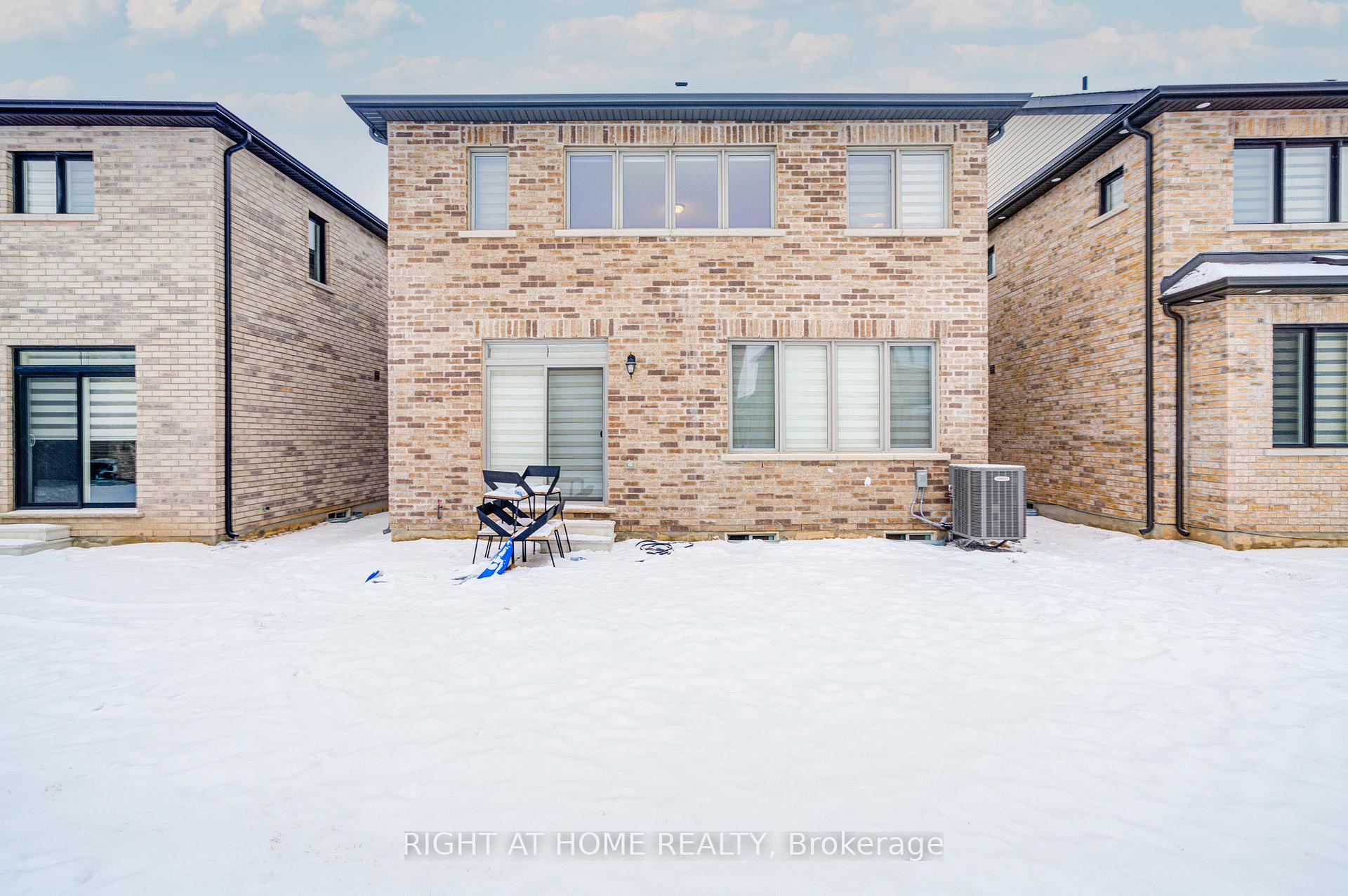 Photo 49 of 637 Leatherleaf Landing, Milton, Cobban — HOMEH