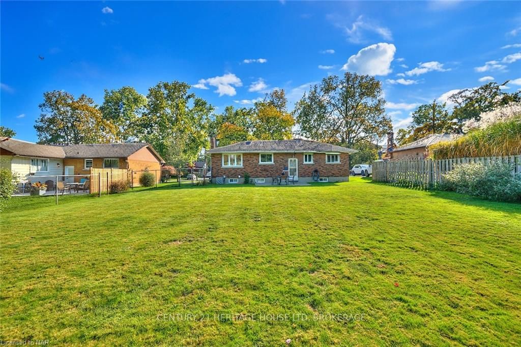 Photo 25 of 5 Cherrywood Avenue, Pelham, Fonthill — HOMEH