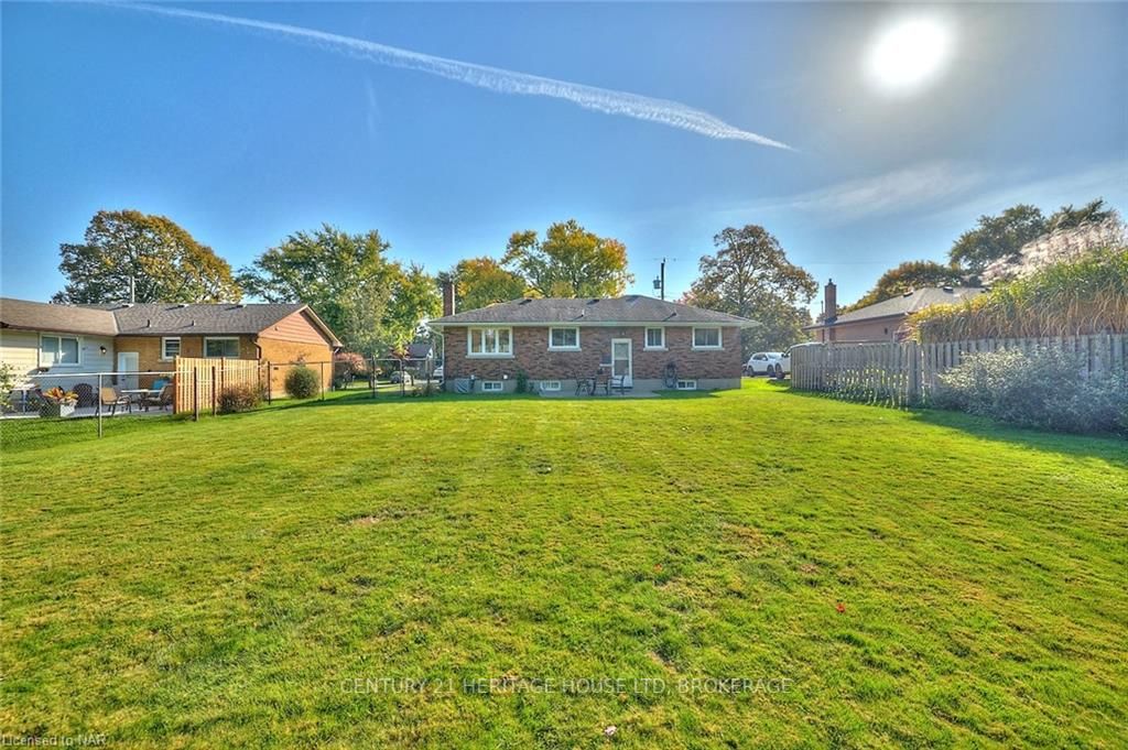 Photo 26 of 5 Cherrywood Avenue, Pelham, Fonthill — HOMEH