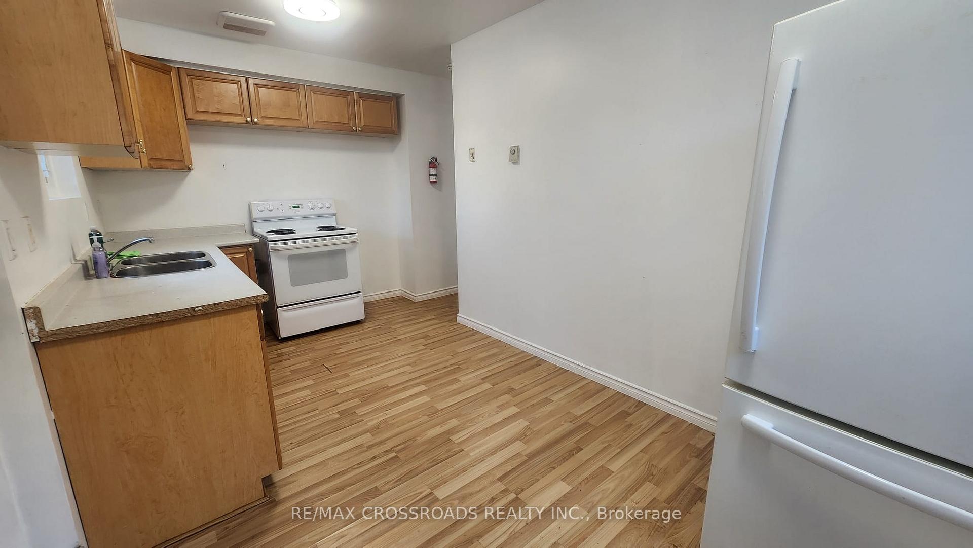 Photo 6 of Unit Lower, 295 Dwight Avenue E, Oshawa, Lakeview — HOMEH