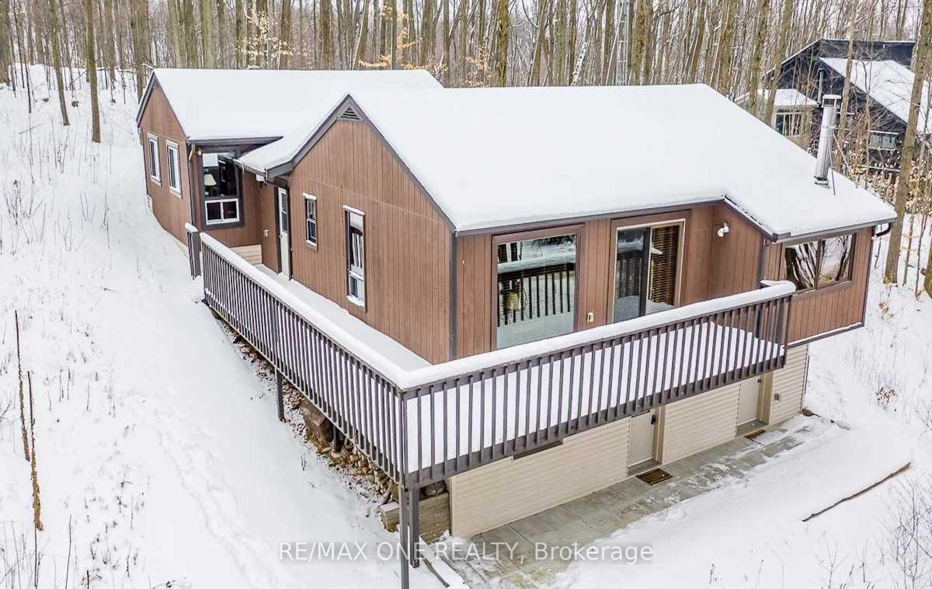 Front of 33 Huronwoods Drive