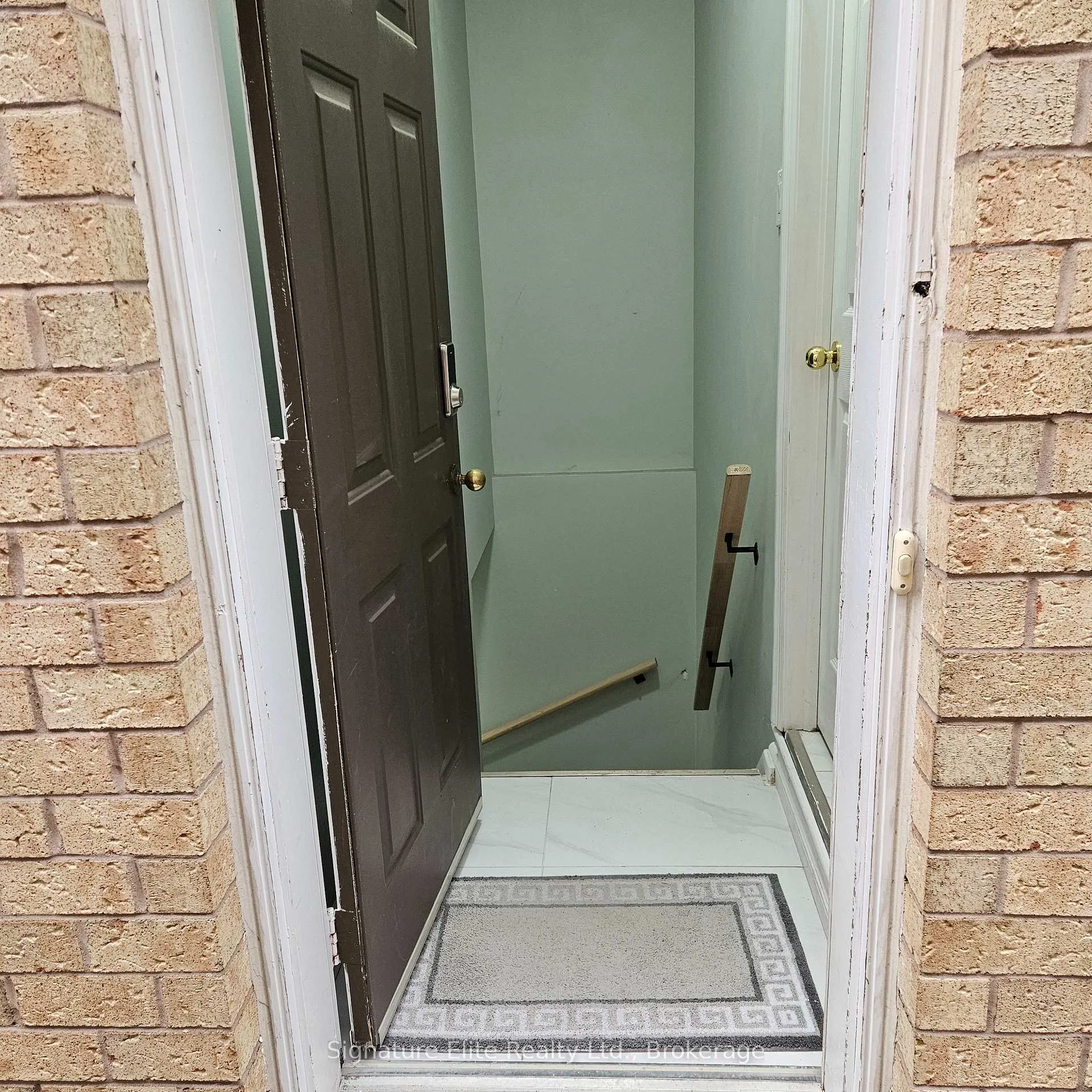 Photo 10 of Unit Lower, 1796 Silver Maple Drive, Pickering, Amberlea — HOMEH