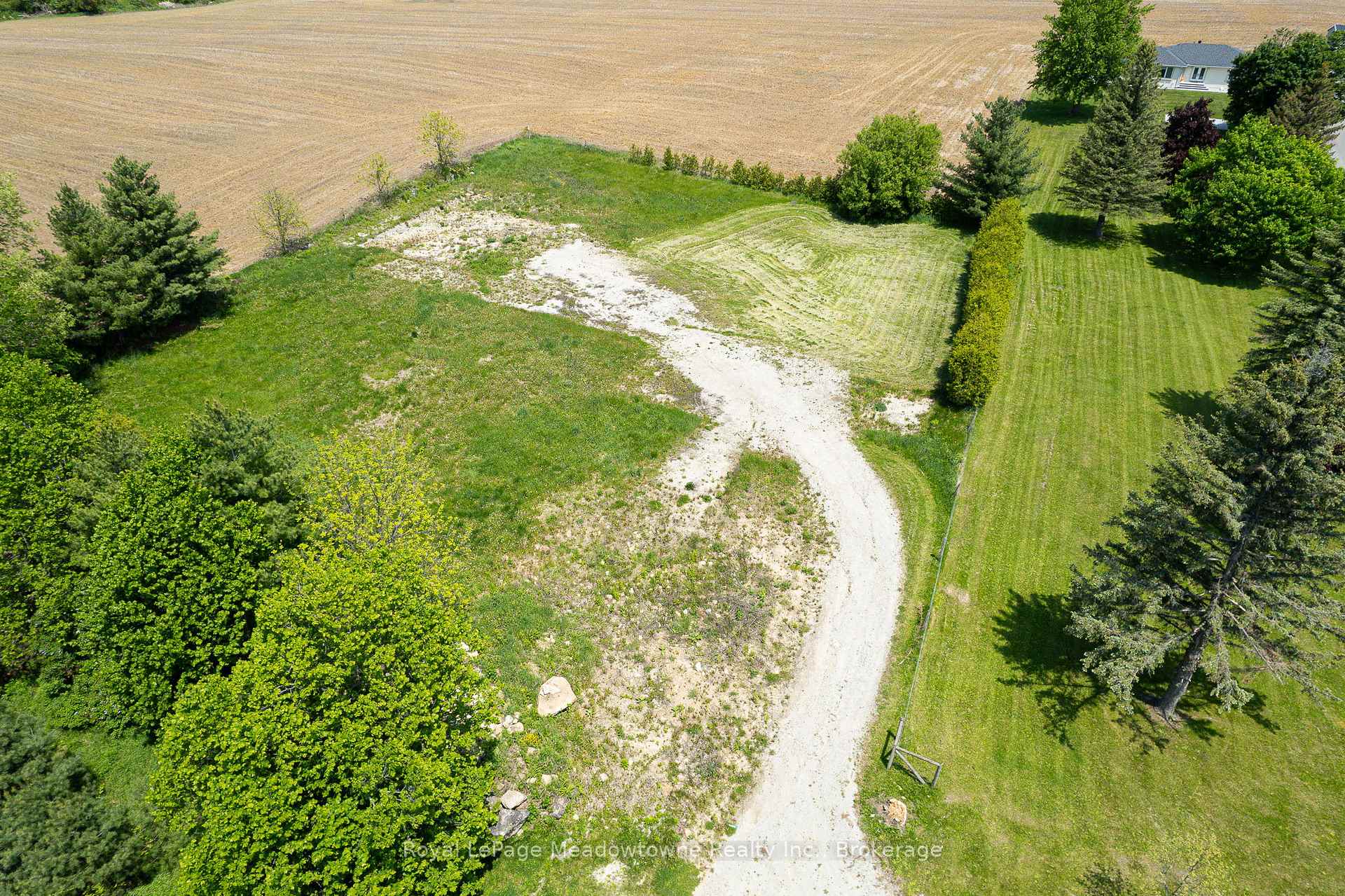 Photo 7 of 5165 15 Side Road, Milton, Rural Nassagaweya — HOMEH