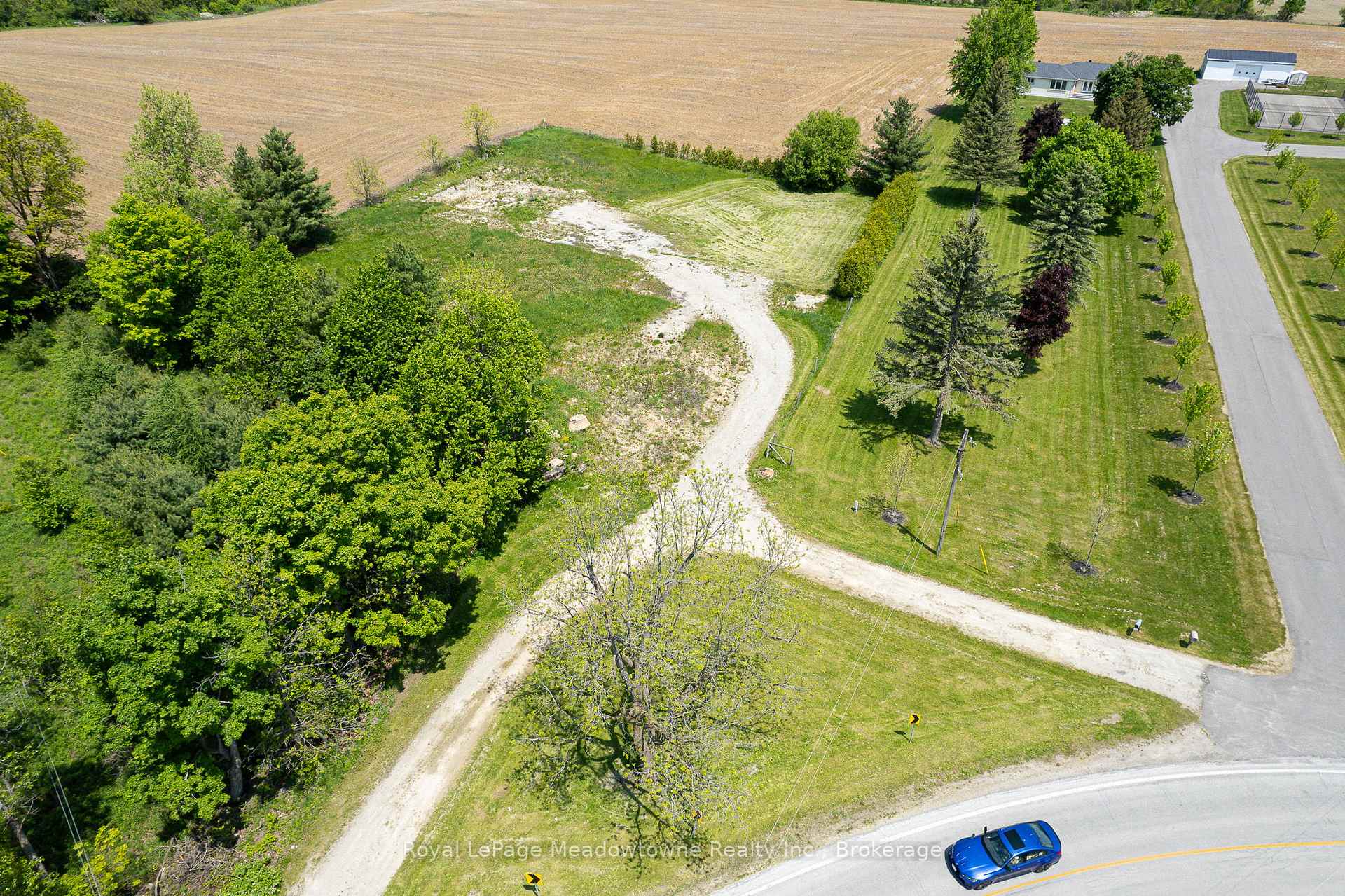 Photo 8 of 5165 15 Side Road, Milton, Rural Nassagaweya — HOMEH
