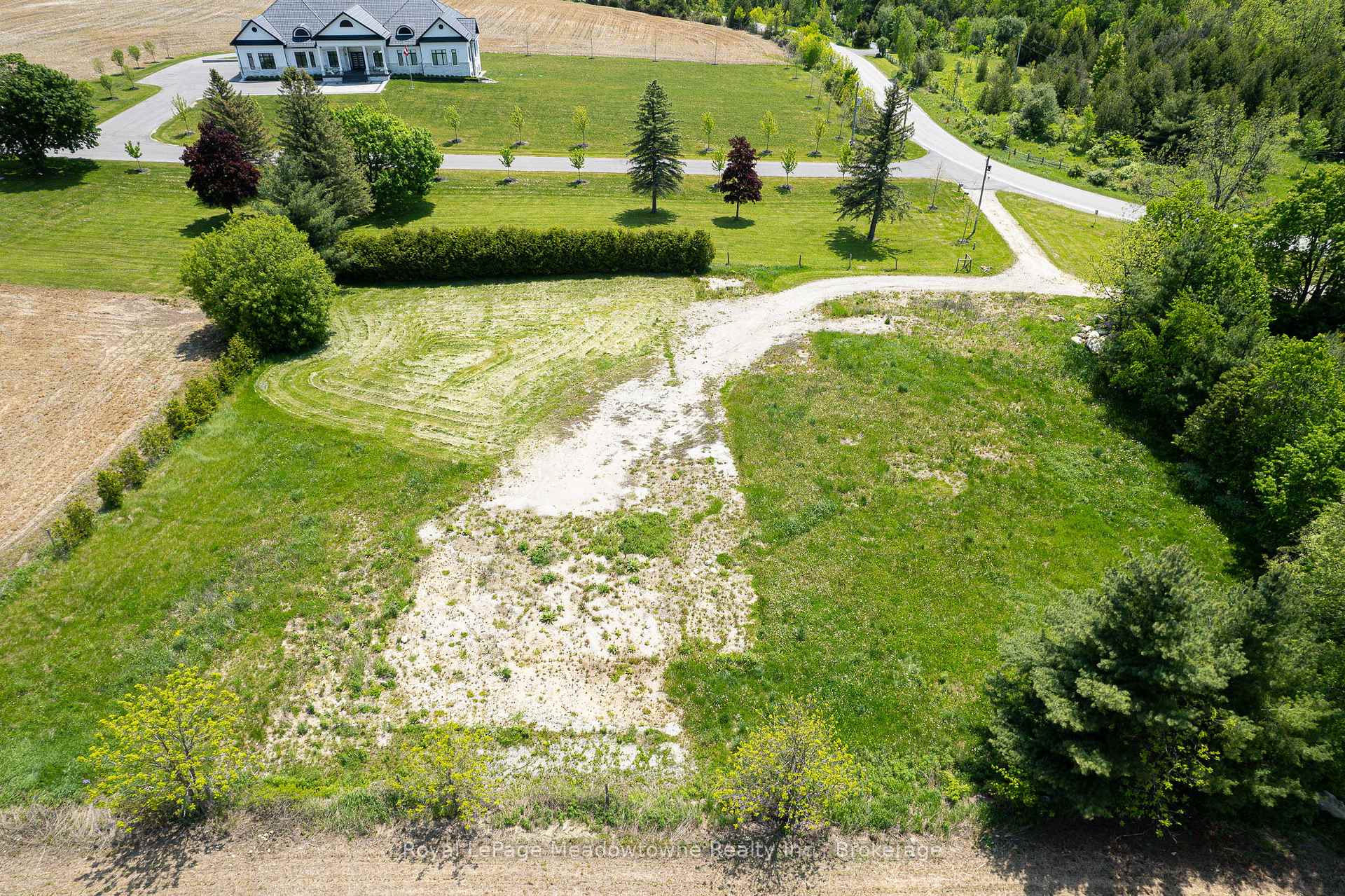 Photo 12 of 5165 15 Side Road, Milton, Rural Nassagaweya — HOMEH
