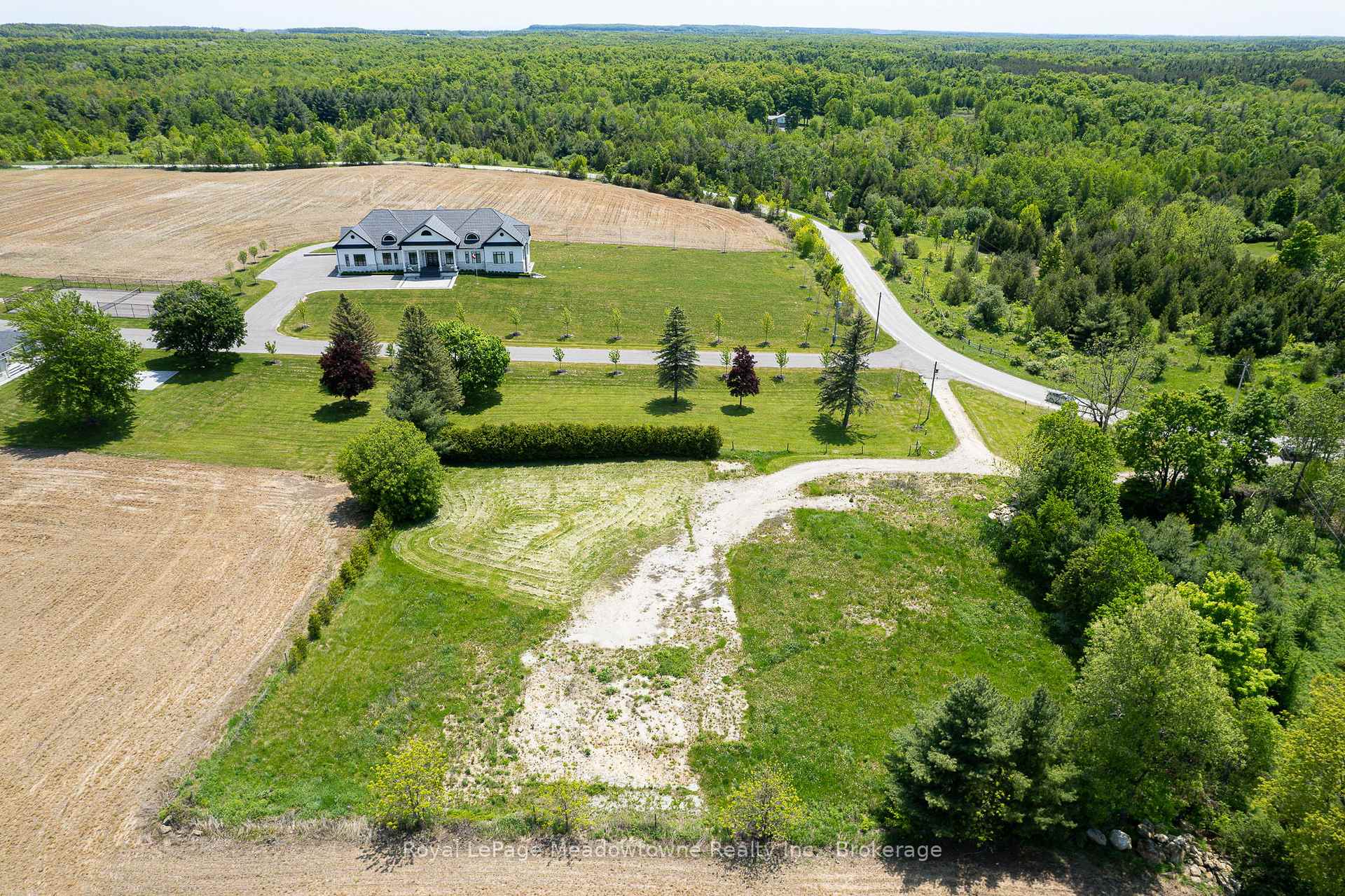 Photo 16 of 5165 15 Side Road, Milton, Rural Nassagaweya — HOMEH