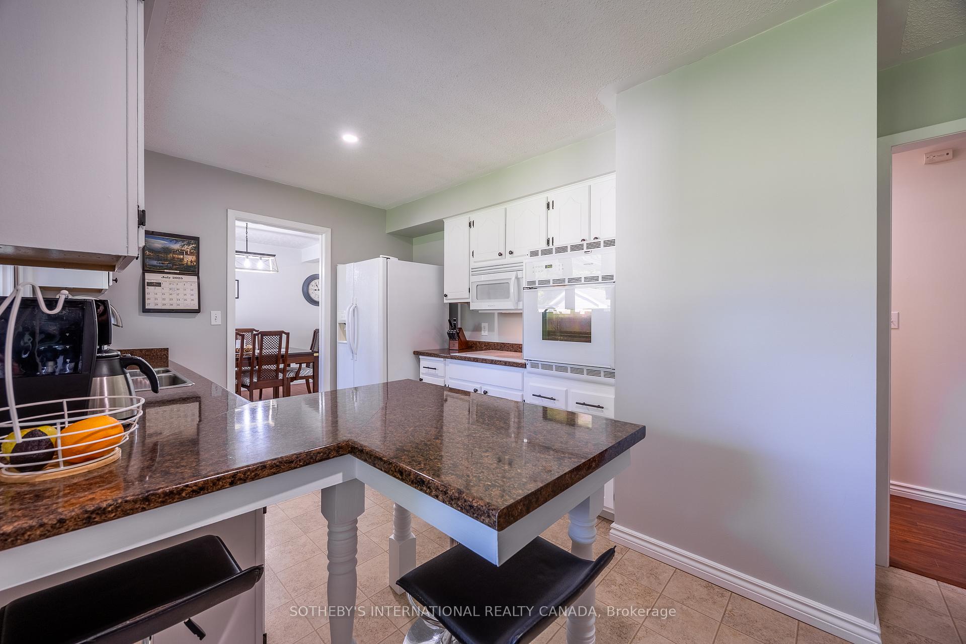 Photo 16 of 20 Sheridan Boulevard, Norfolk, Simcoe — HOMEH