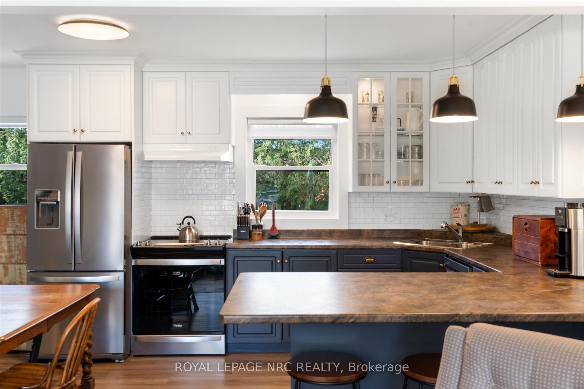 Photo 8 of 1368 Haist Street, Pelham, Fonthill — HOMEH