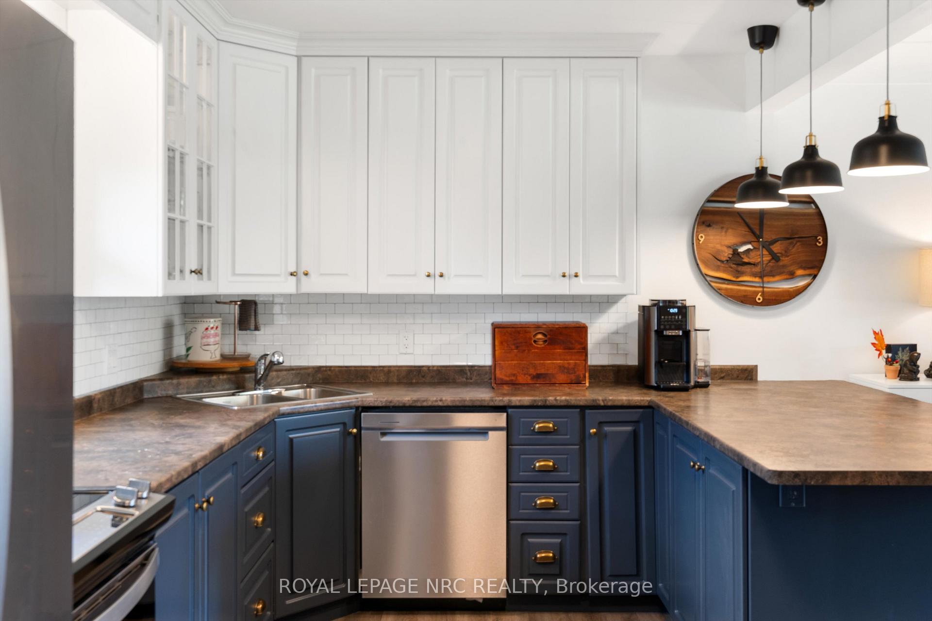 Photo 11 of 1368 Haist Street, Pelham, Fonthill — HOMEH