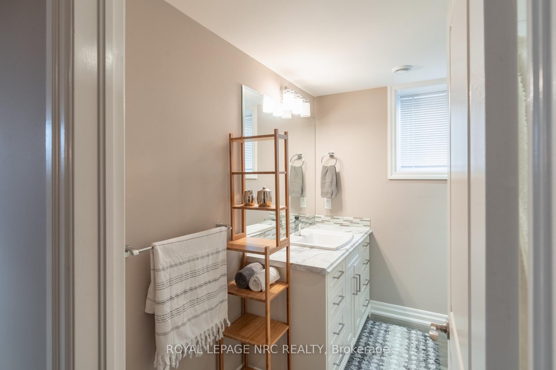 Photo 29 of 1368 Haist Street, Pelham, Fonthill — HOMEH