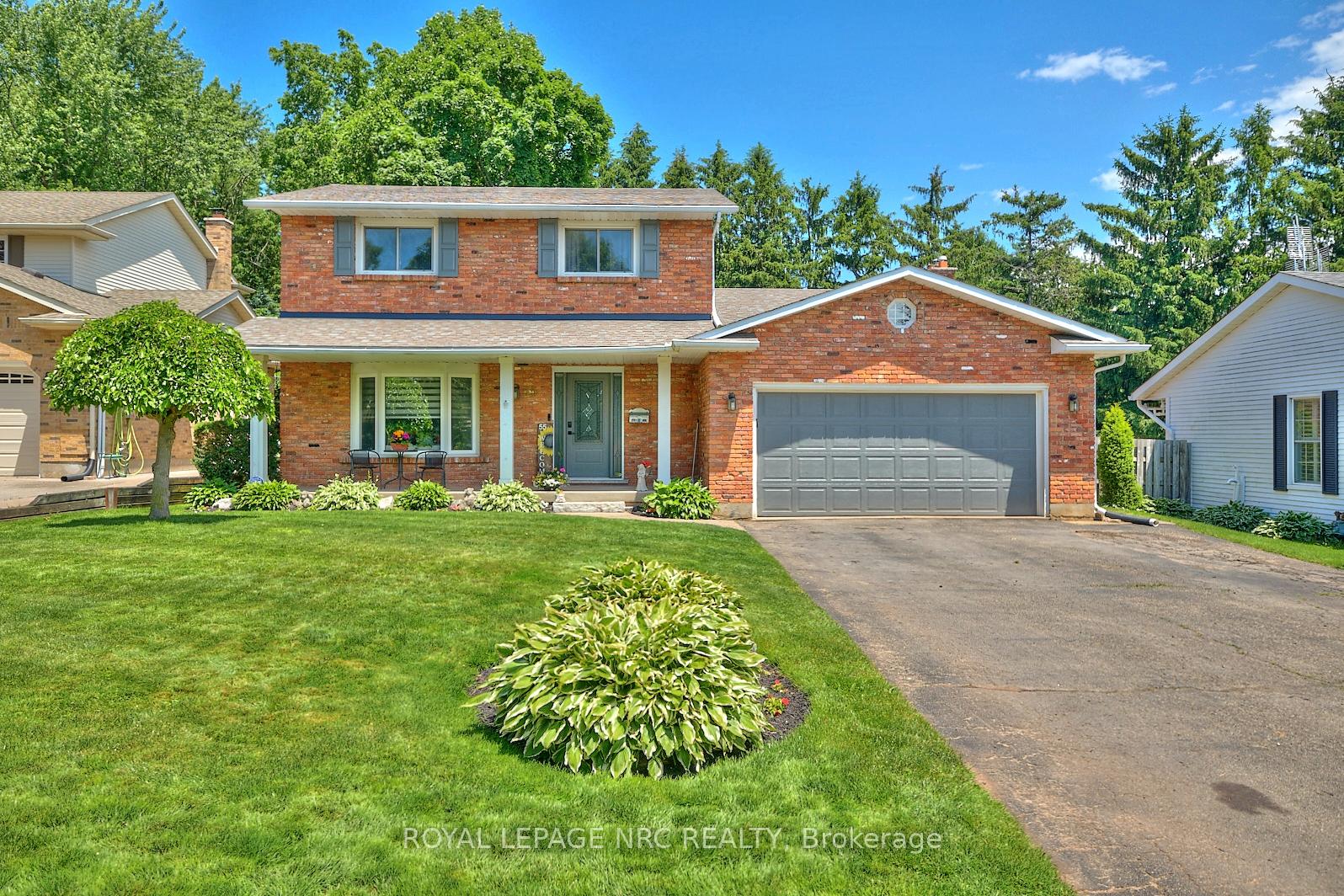 Front of 55 Foresthill Crescent