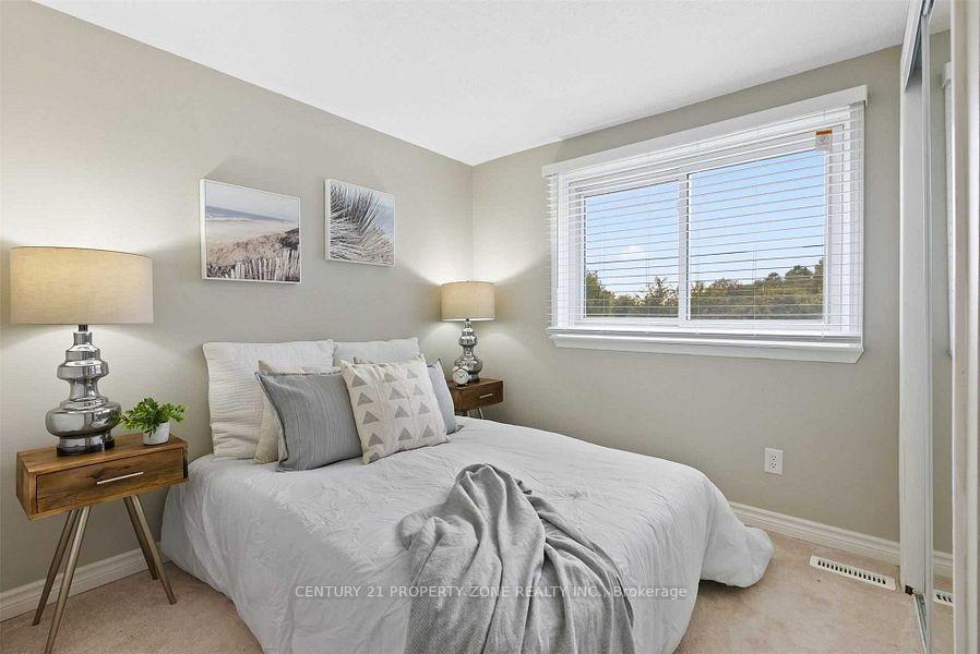 Photo 11 of 280 Keewatin Street S, Oshawa, Donevan — HOMEH