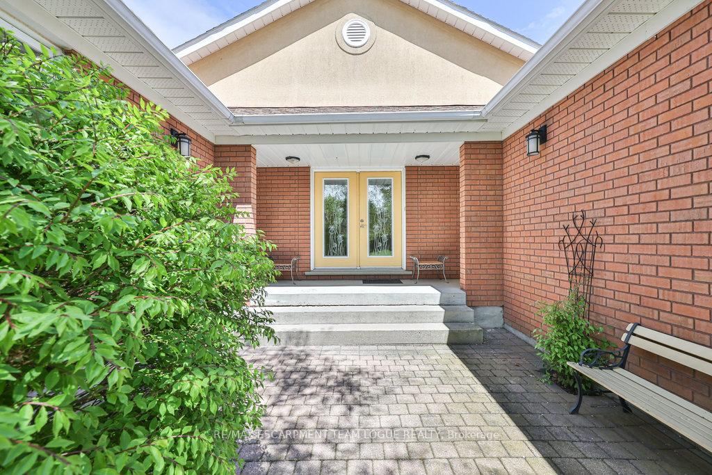 Photo 3 of 46 Somerset Drive, Norfolk, Port Dover — HOMEH