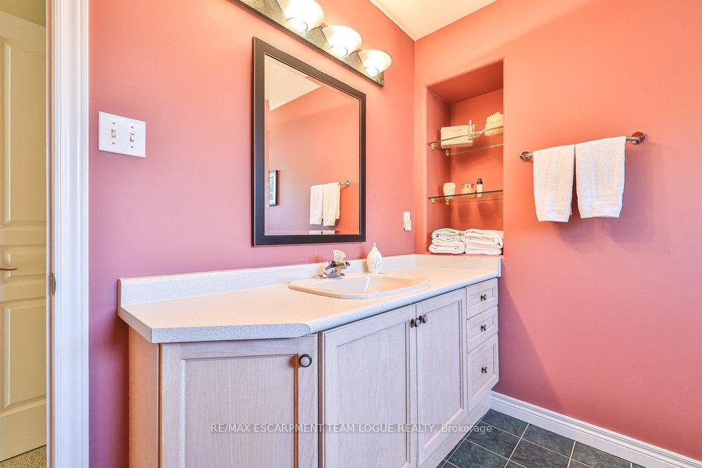Photo 22 of 46 Somerset Drive, Norfolk, Port Dover — HOMEH