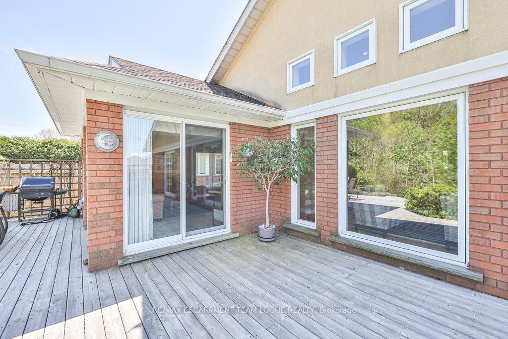 Photo 37 of 46 Somerset Drive, Norfolk, Port Dover — HOMEH