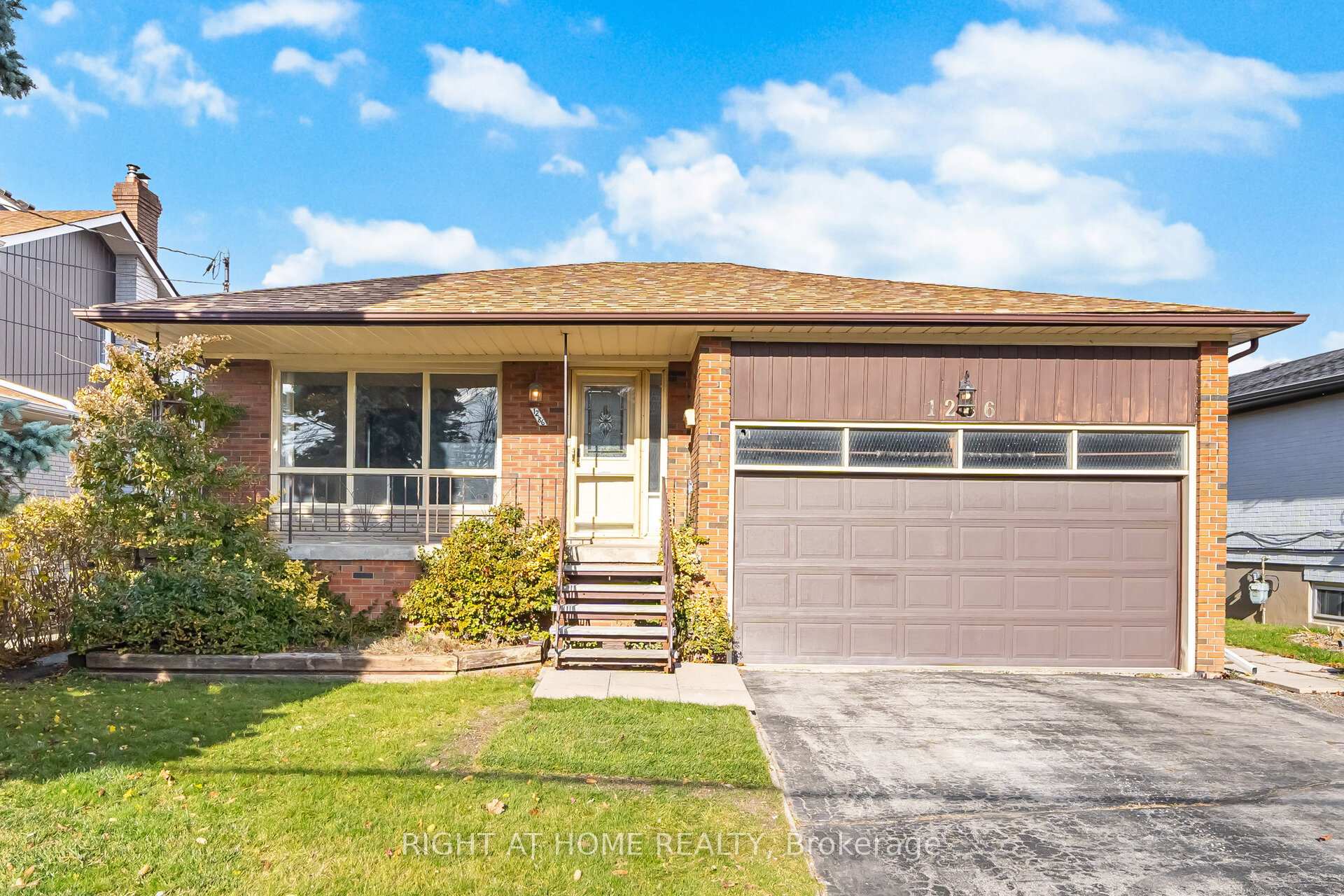 Photo 1 of Unit Main, 1286 Old Orchard Avenue, Pickering, Bay Ridges — HOMEH
