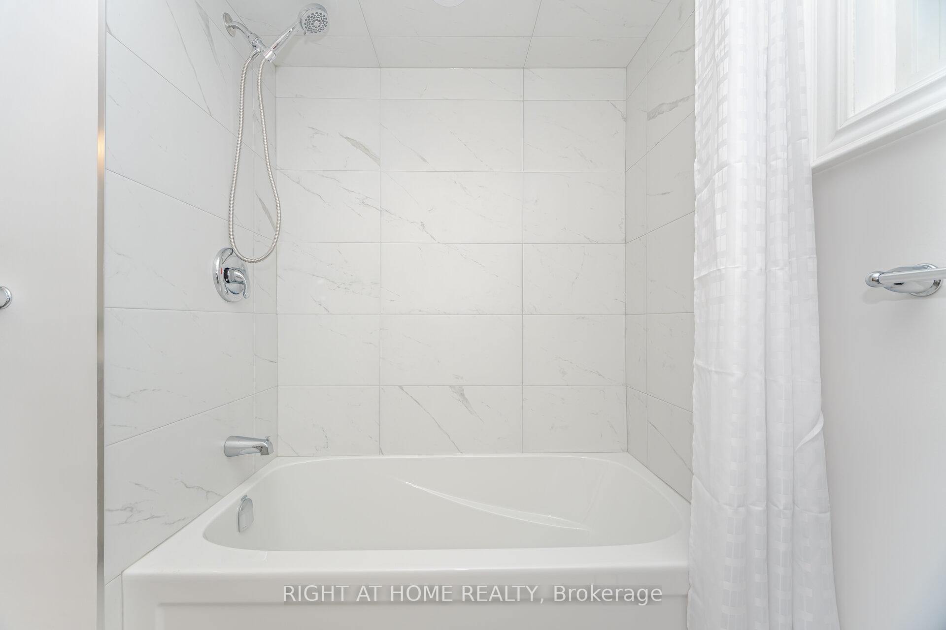Photo 11 of Unit Main, 1286 Old Orchard Avenue, Pickering, Bay Ridges — HOMEH