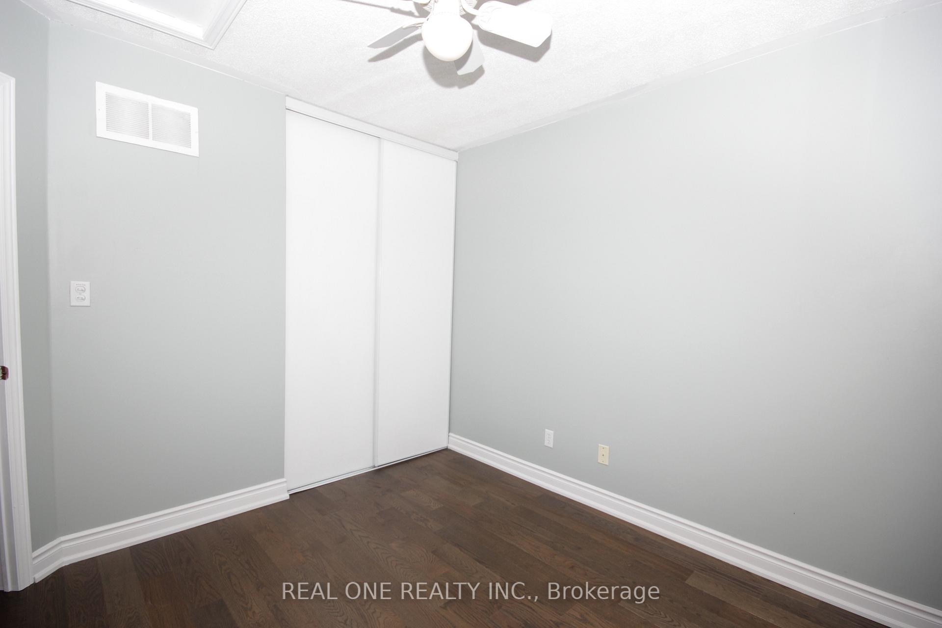 Photo 17 of 1145 Timberland Crescent, Oshawa, Pinecrest — HOMEH