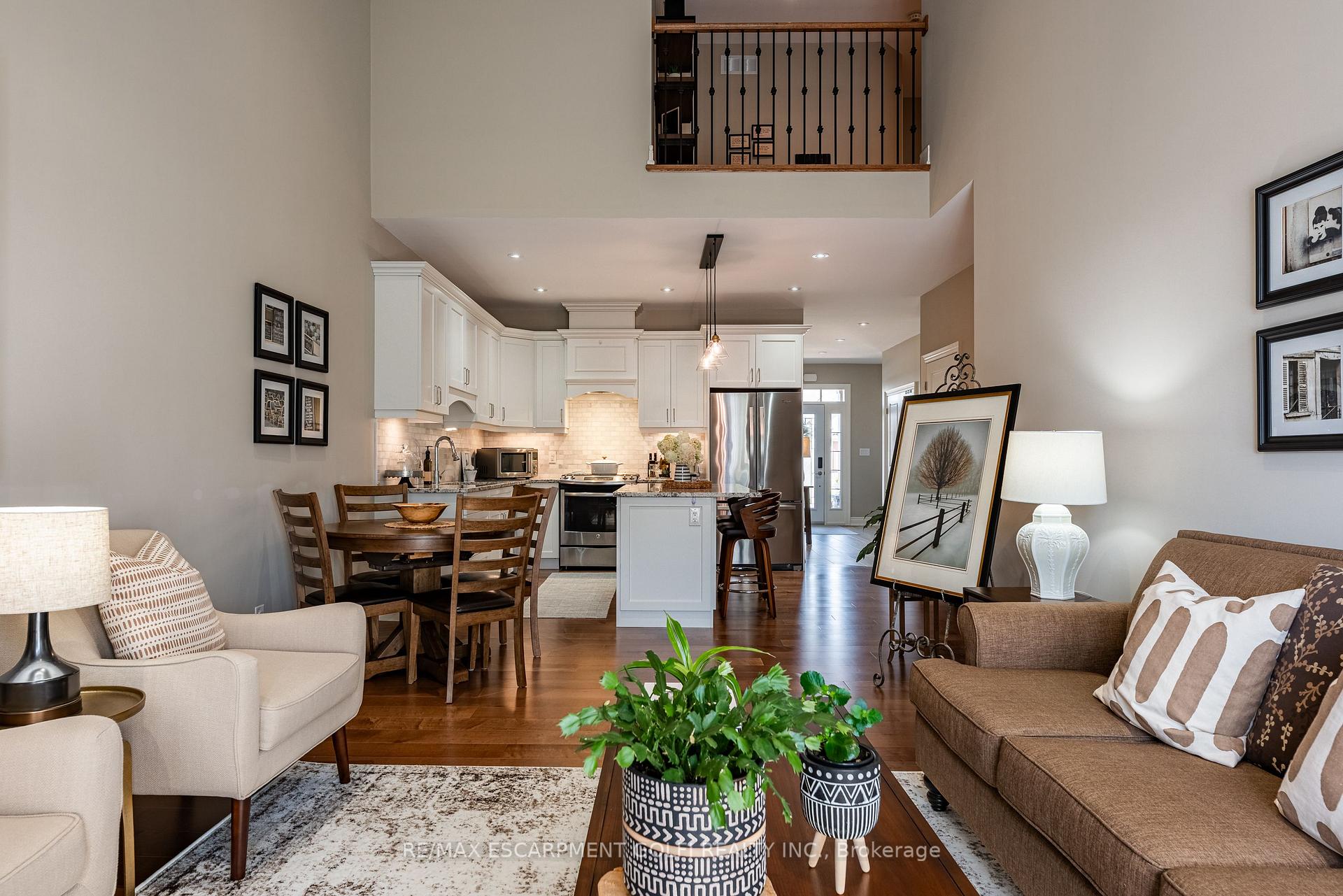Photo 12 of 74 Willson Crossing, Pelham, Fonthill — HOMEH