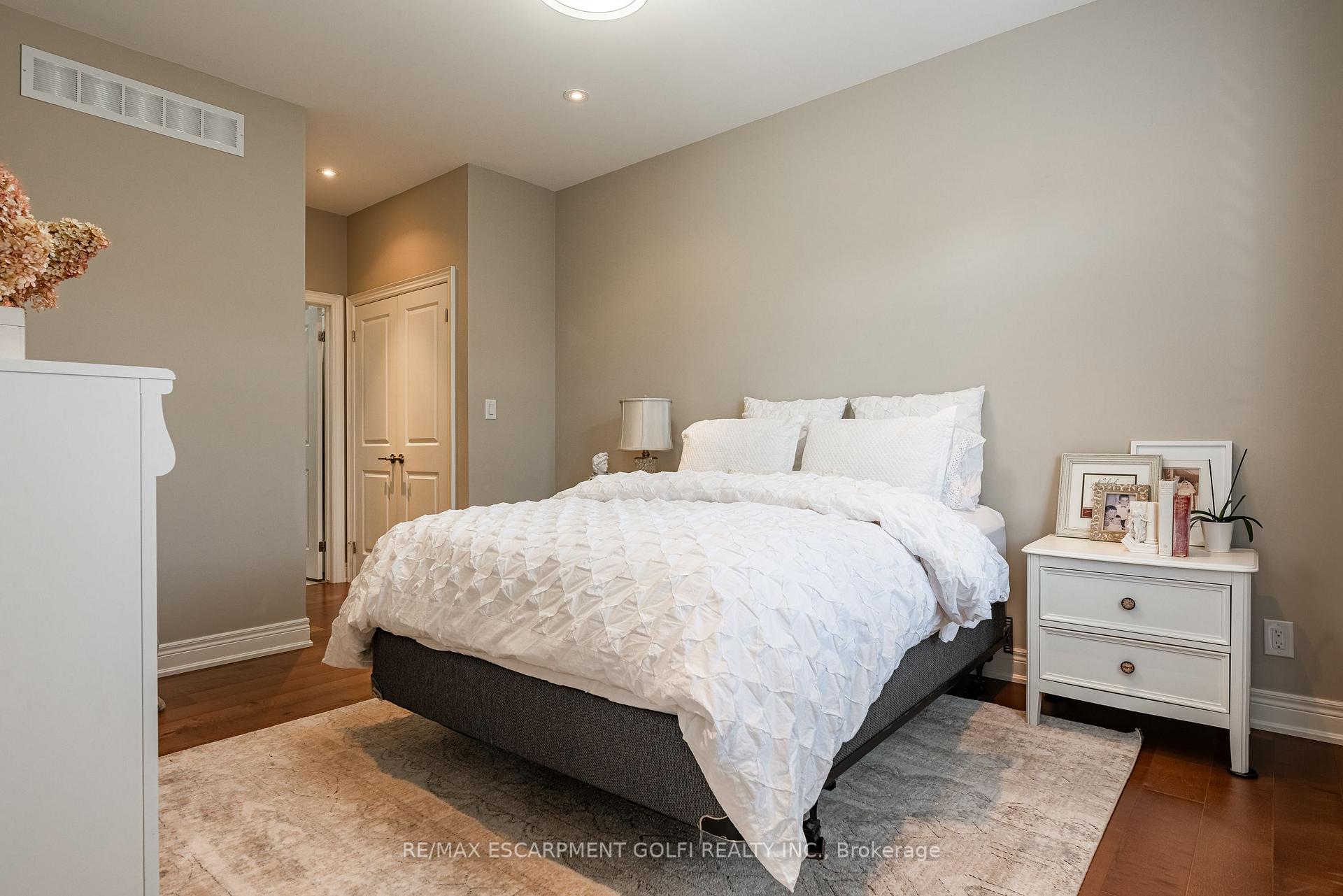 Photo 17 of 74 Willson Crossing, Pelham, Fonthill — HOMEH