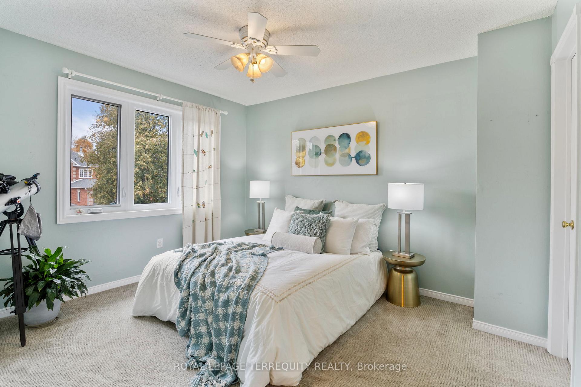 Photo 26 of 1080 Wildrose Crescent, Pickering, Liverpool — HOMEH