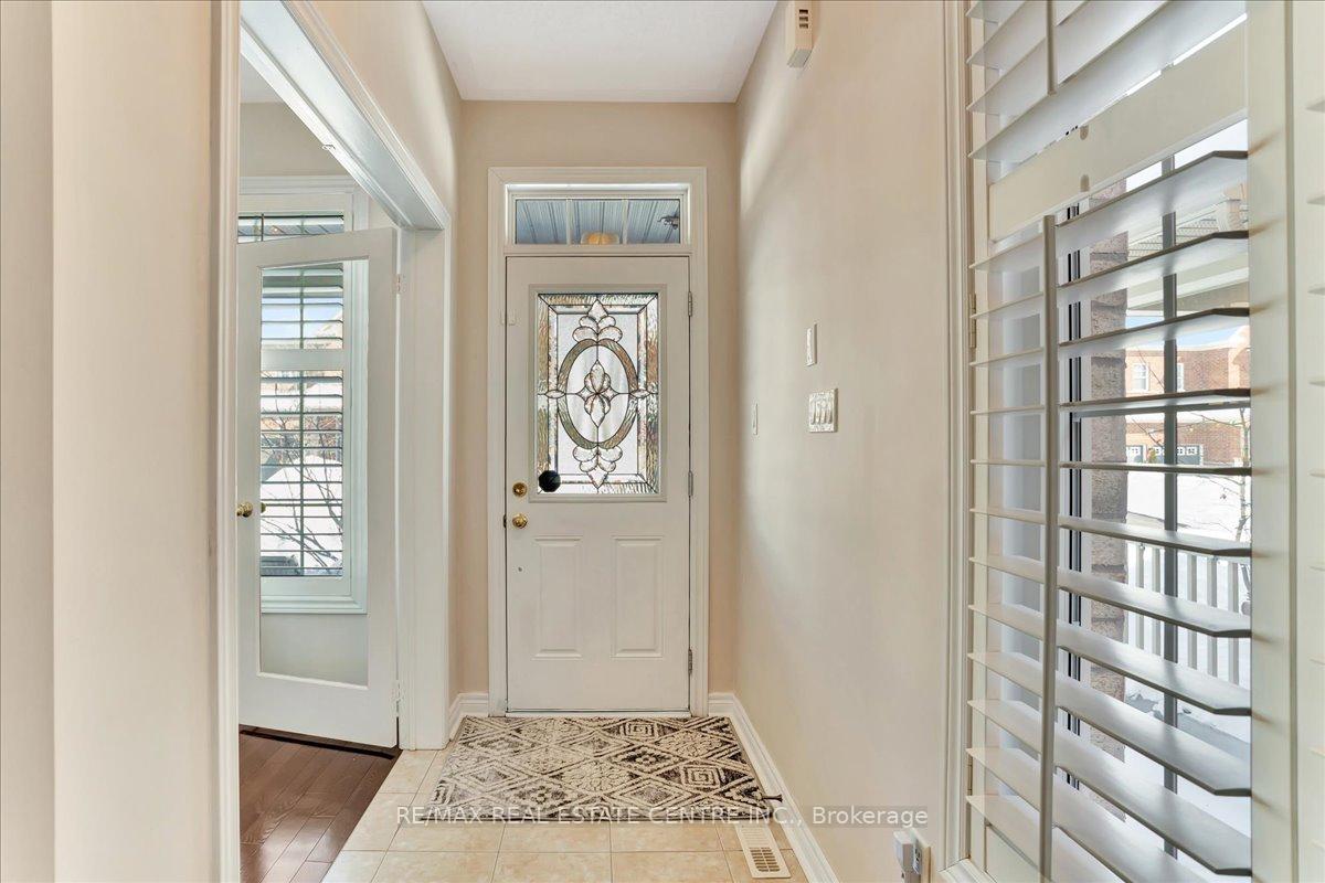 Photo 2 of 244 Quinlan Court, Milton, Scott — HOMEH