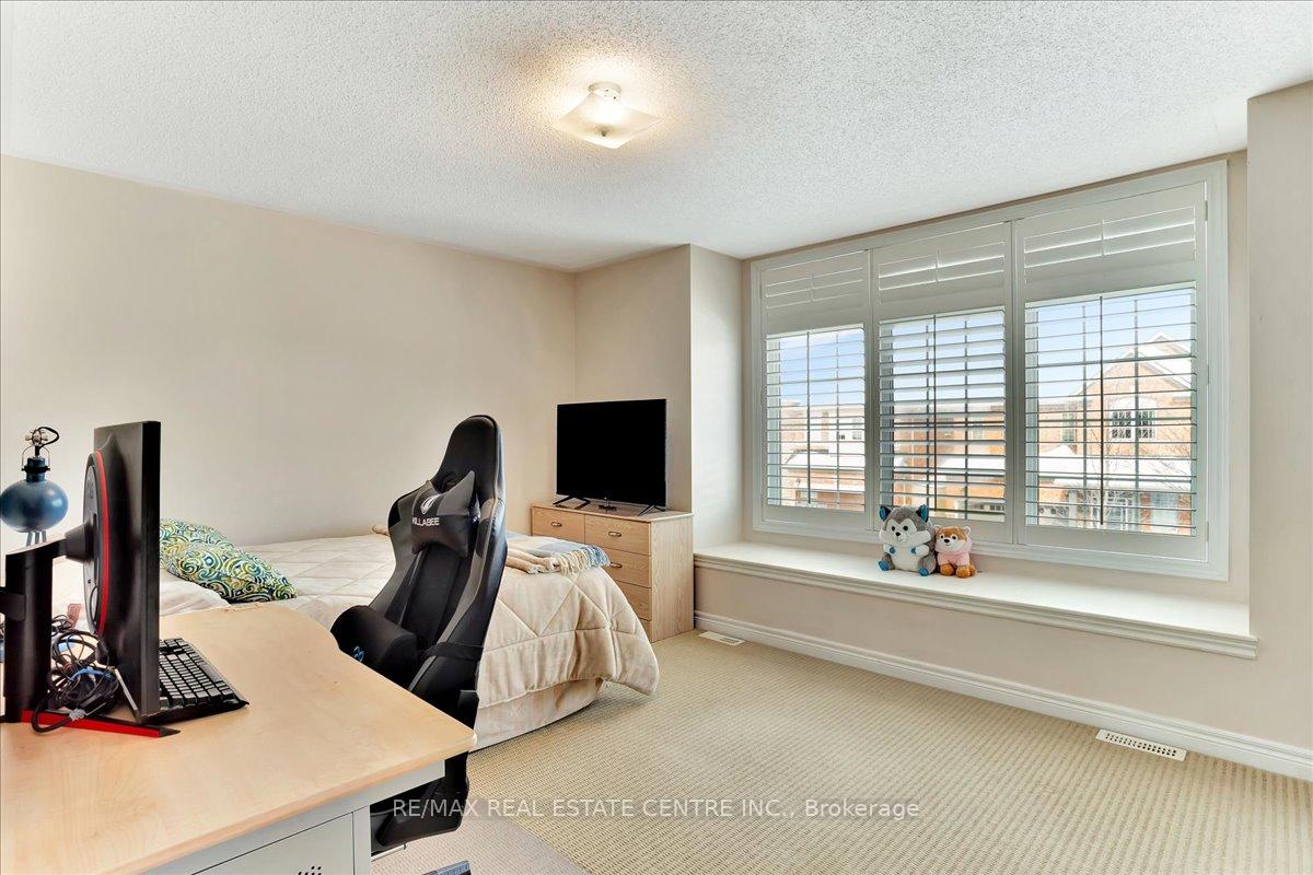 Photo 36 of 244 Quinlan Court, Milton, Scott — HOMEH