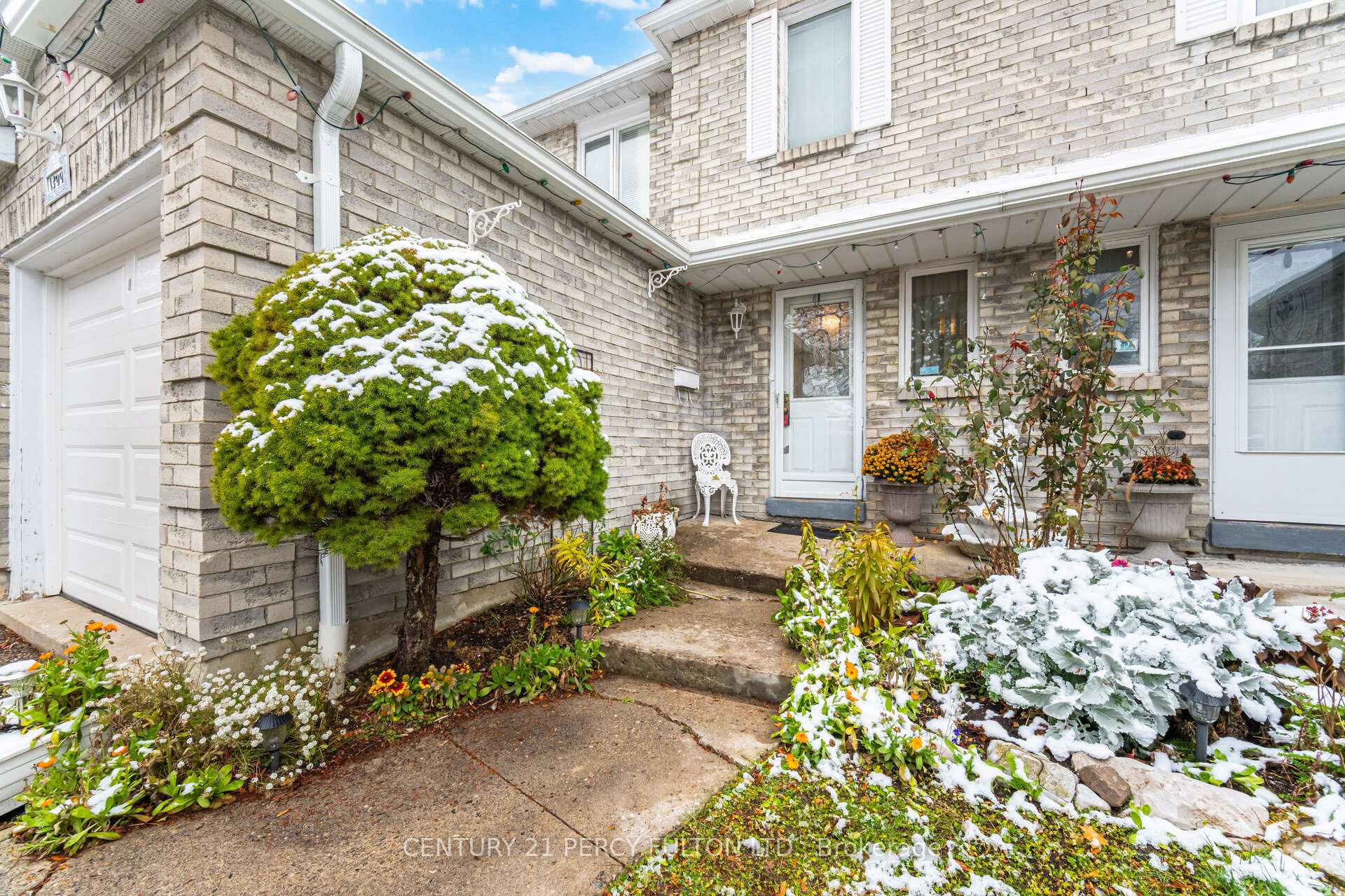 Photo 4 of 1399 Anton Square, Pickering, Liverpool — HOMEH