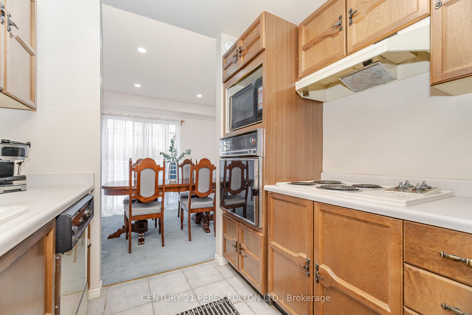 Photo 16 of 1399 Anton Square, Pickering, Liverpool — HOMEH