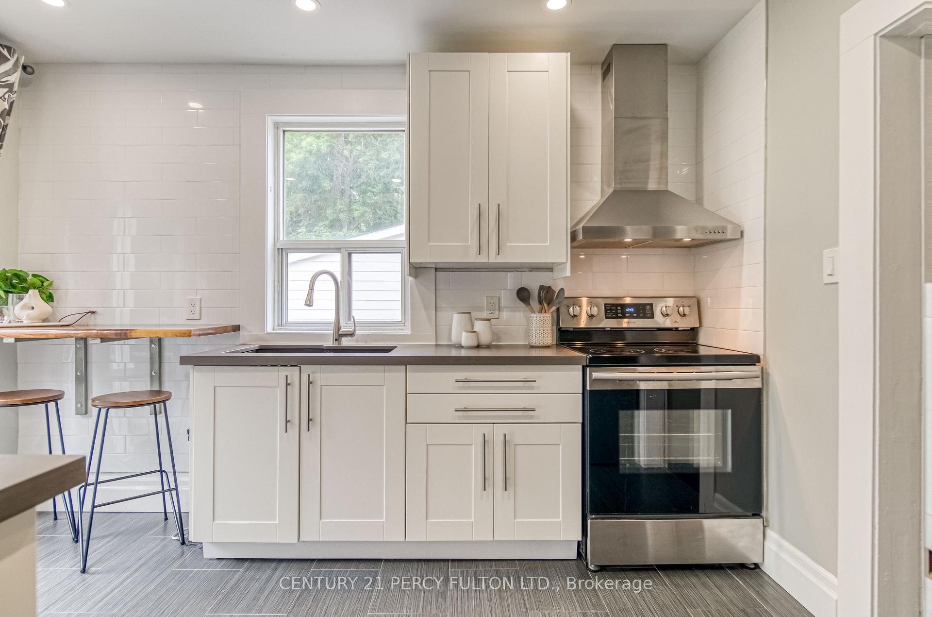 Photo 13 of 180 Bruce Street, Oshawa, Central — HOMEH