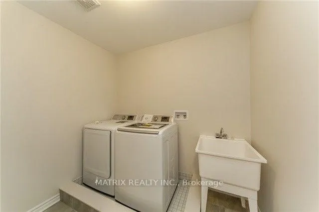 Photo 6 of 2140 Saffron Drive, Pickering, Brock Ridge — HOMEH