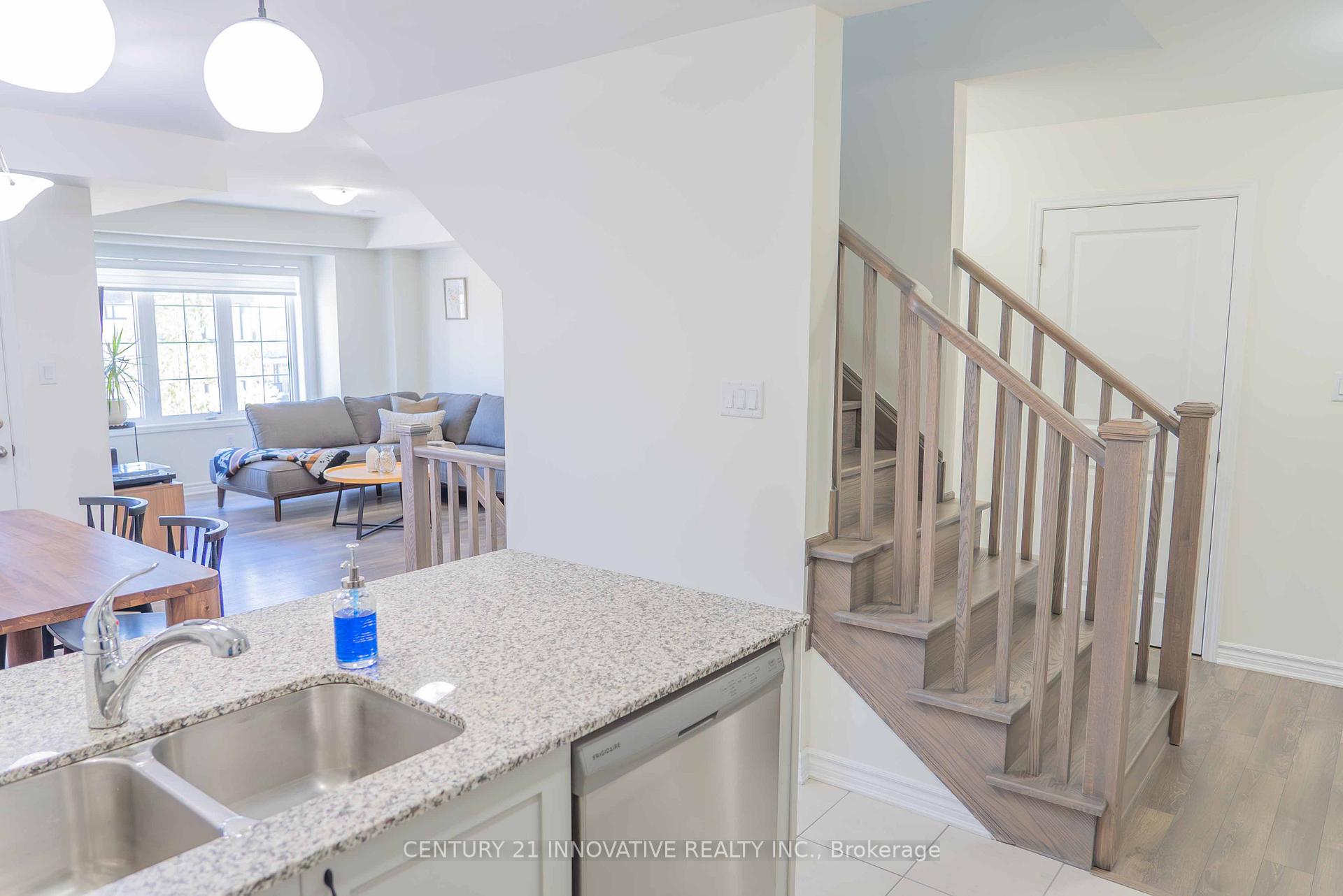 Photo 17 of 3372 Swordbill Street, Pickering, Rural Pickering — HOMEH