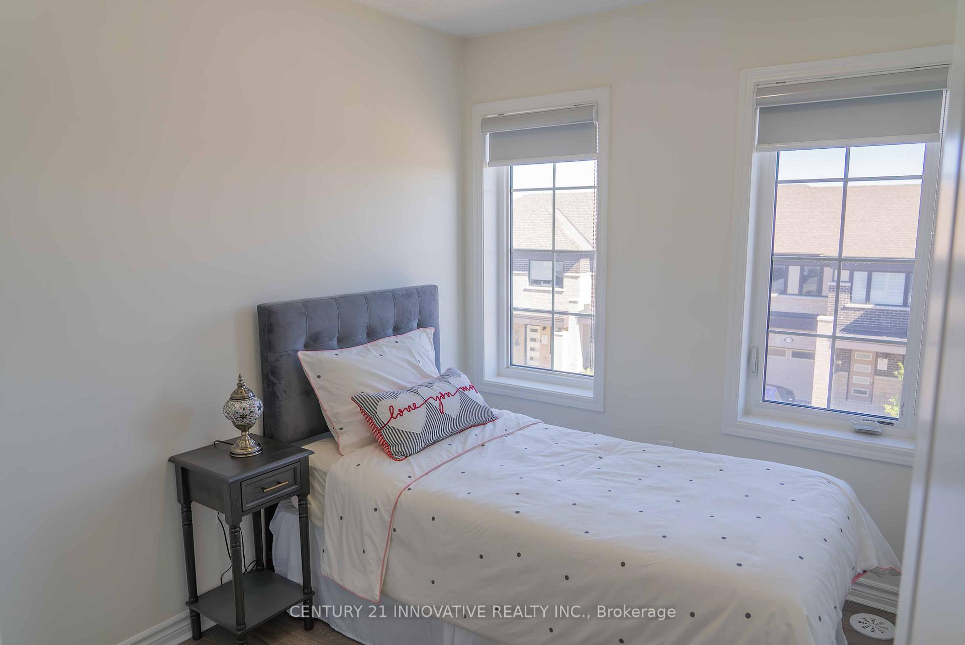 Photo 32 of 3372 Swordbill Street, Pickering, Rural Pickering — HOMEH