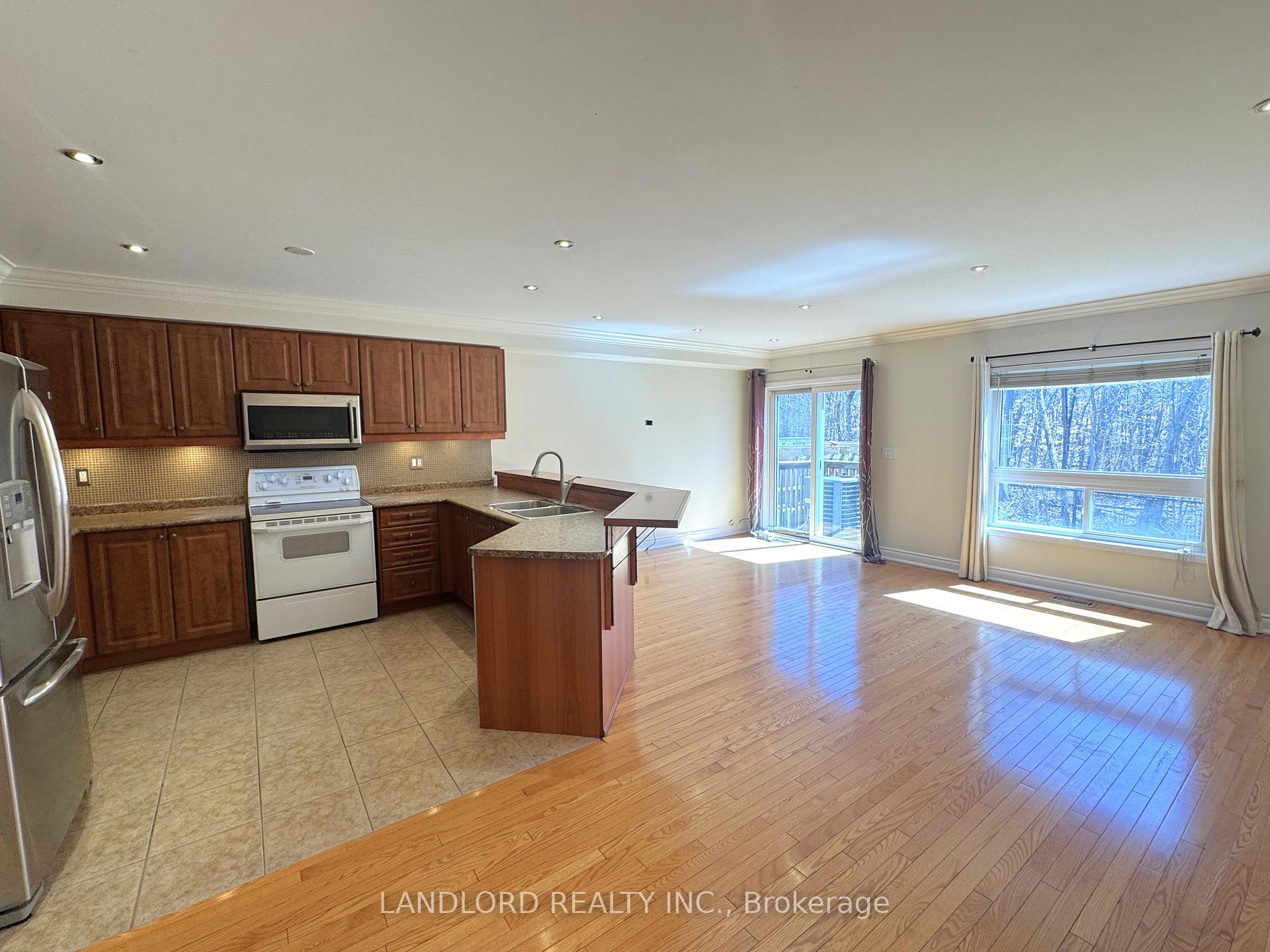 Photo 1 of Unit 33, 620 Ferguson Drive, Milton, Beaty — HOMEH