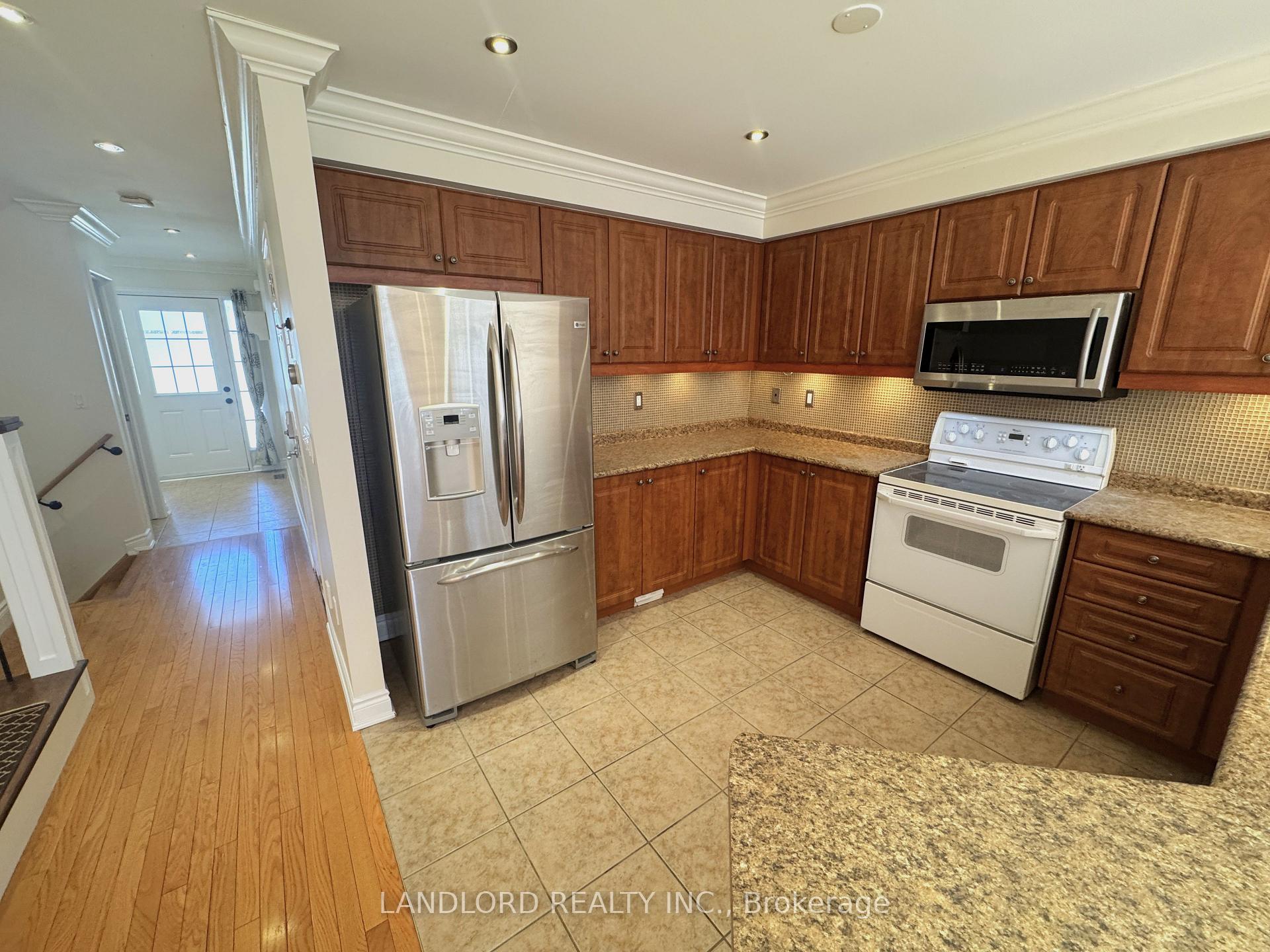 Photo 3 of Unit 33, 620 Ferguson Drive, Milton, Beaty — HOMEH