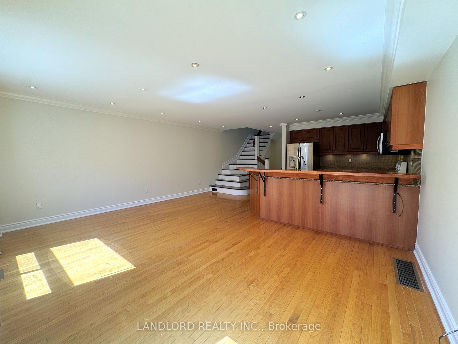 Photo 4 of Unit 33, 620 Ferguson Drive, Milton, Beaty — HOMEH