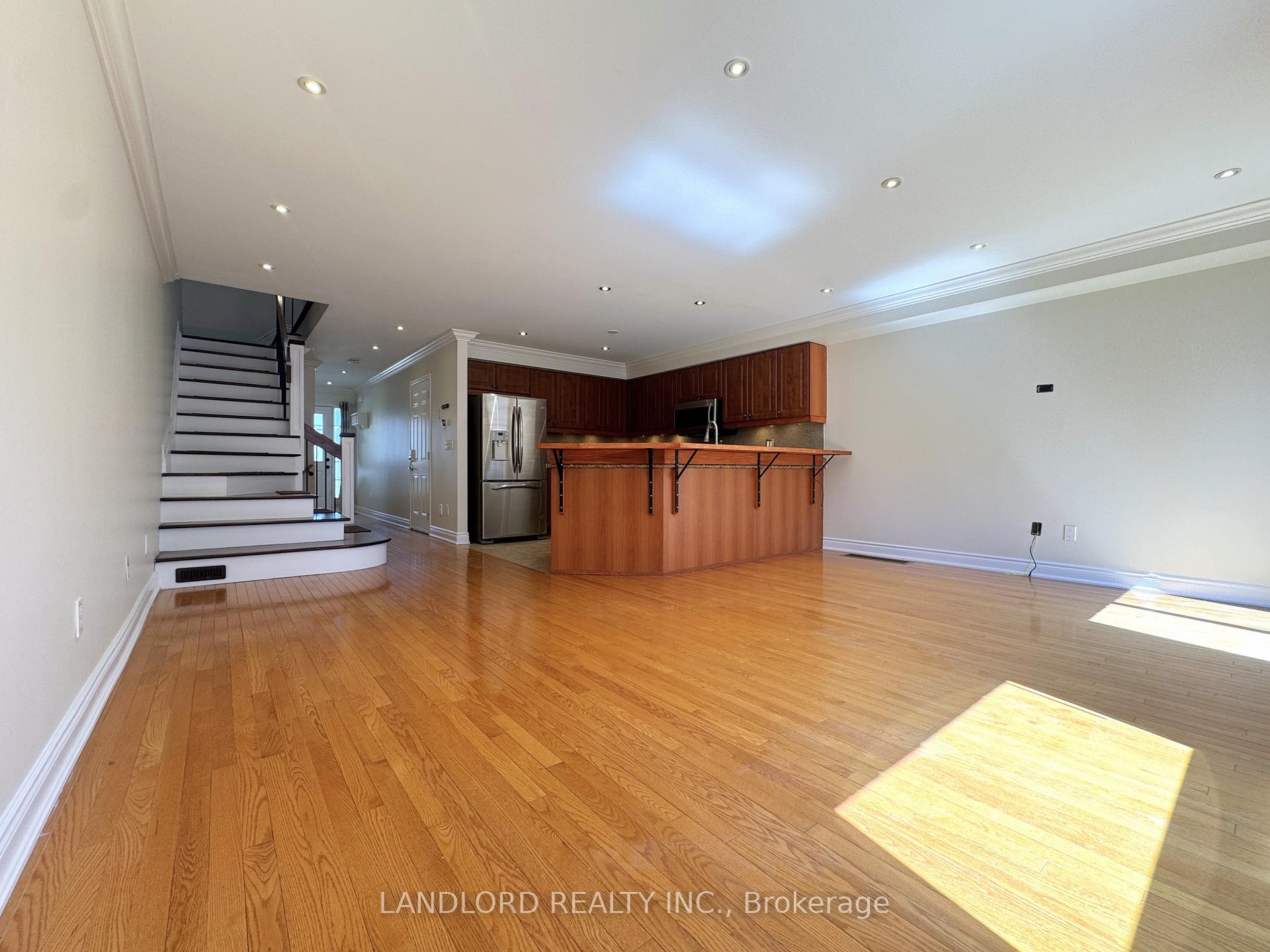 Photo 6 of Unit 33, 620 Ferguson Drive, Milton, Beaty — HOMEH