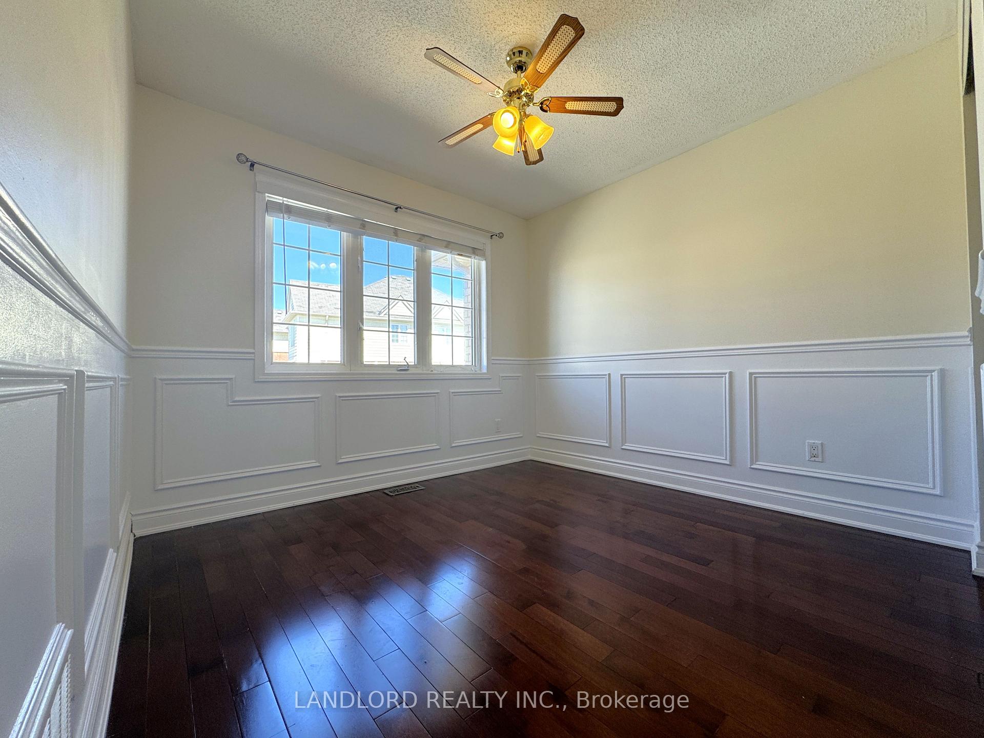 Photo 10 of Unit 33, 620 Ferguson Drive, Milton, Beaty — HOMEH