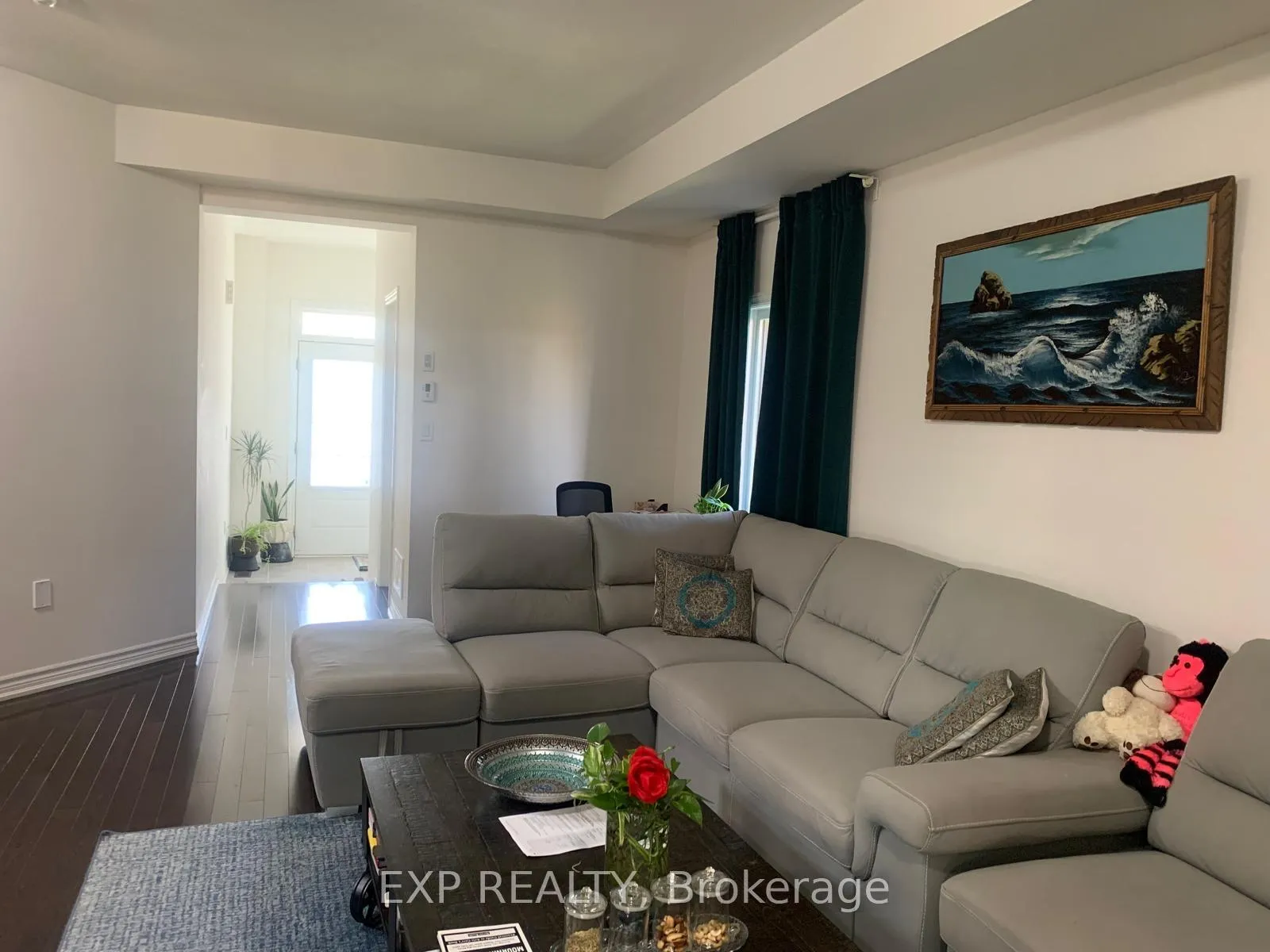Photo 3 of 253 Fleetwood Drive, Oshawa, Eastdale — HOMEH