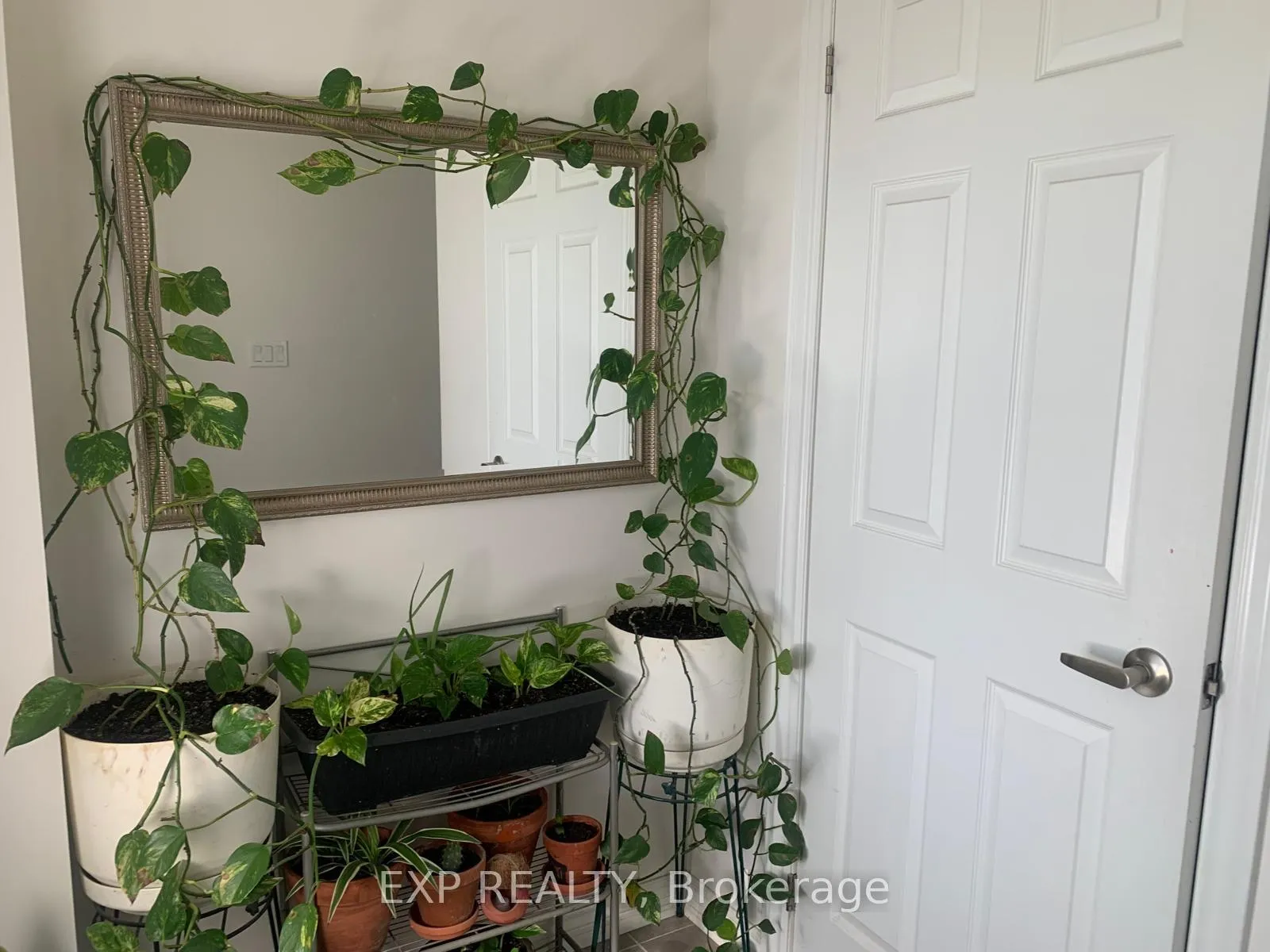 Photo 13 of 253 Fleetwood Drive, Oshawa, Eastdale — HOMEH