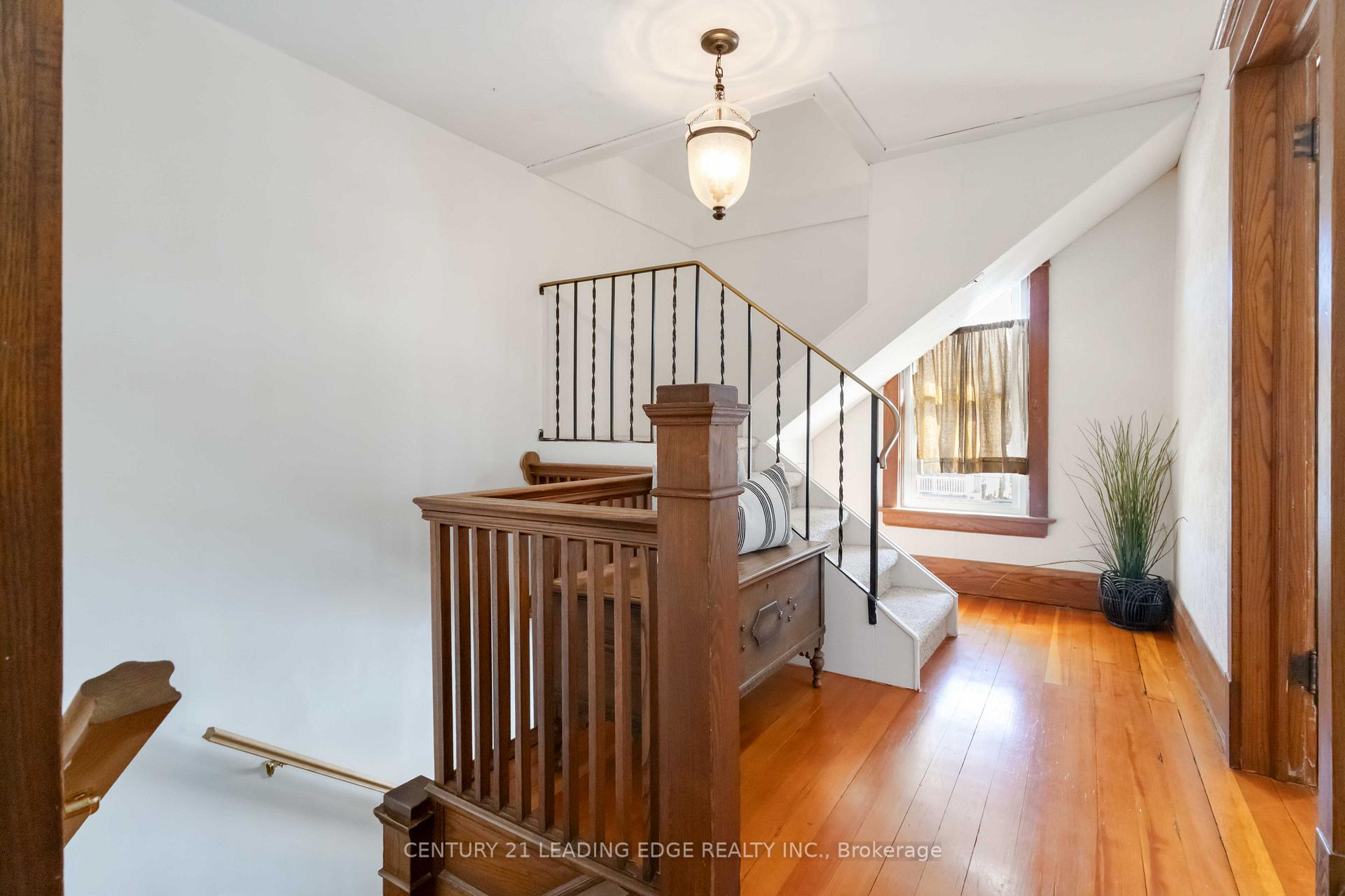 Photo 17 of 1742 Lane Street, Pickering, Rural Pickering — HOMEH