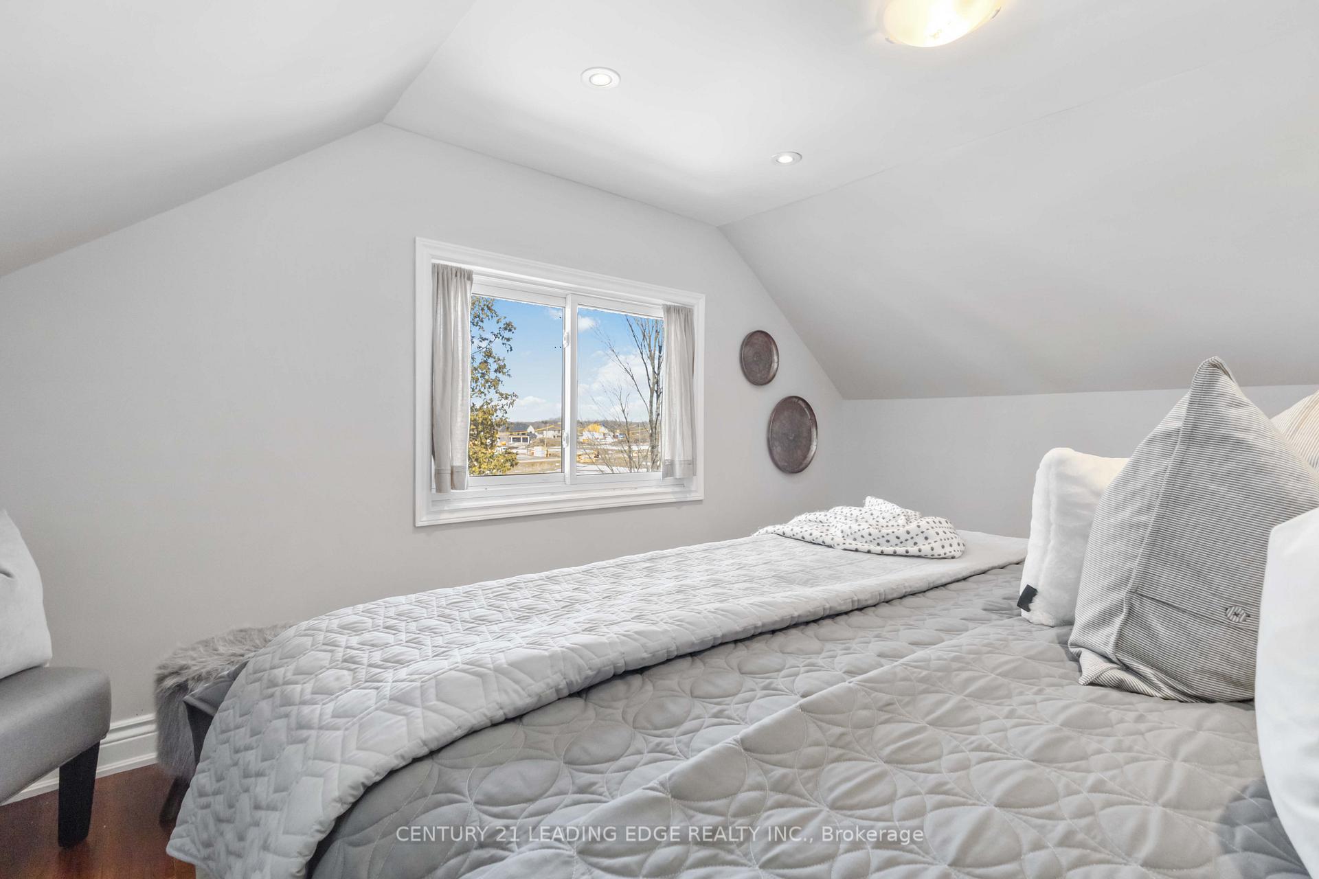 Photo 28 of 1742 Lane Street, Pickering, Rural Pickering — HOMEH