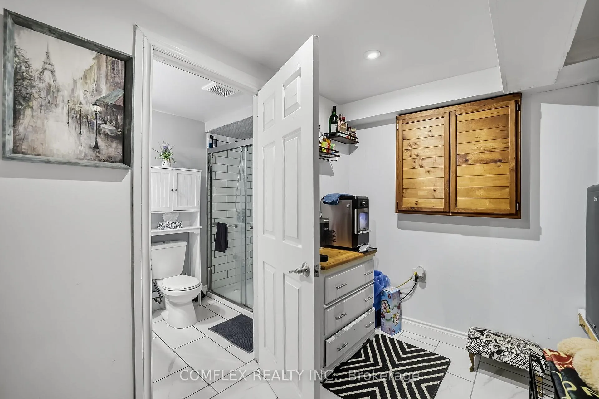 Photo 38 of 680 Avery Court, Oshawa, Pinecrest — HOMEH