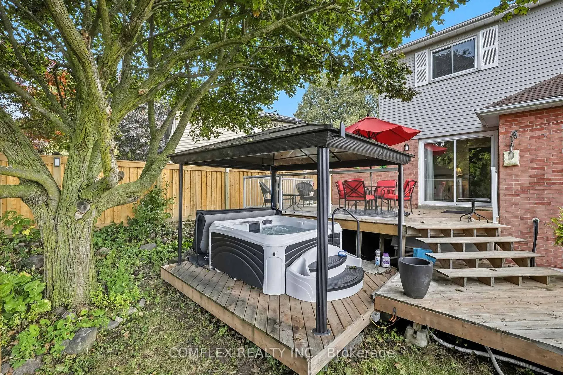 Photo 45 of 680 Avery Court, Oshawa, Pinecrest — HOMEH