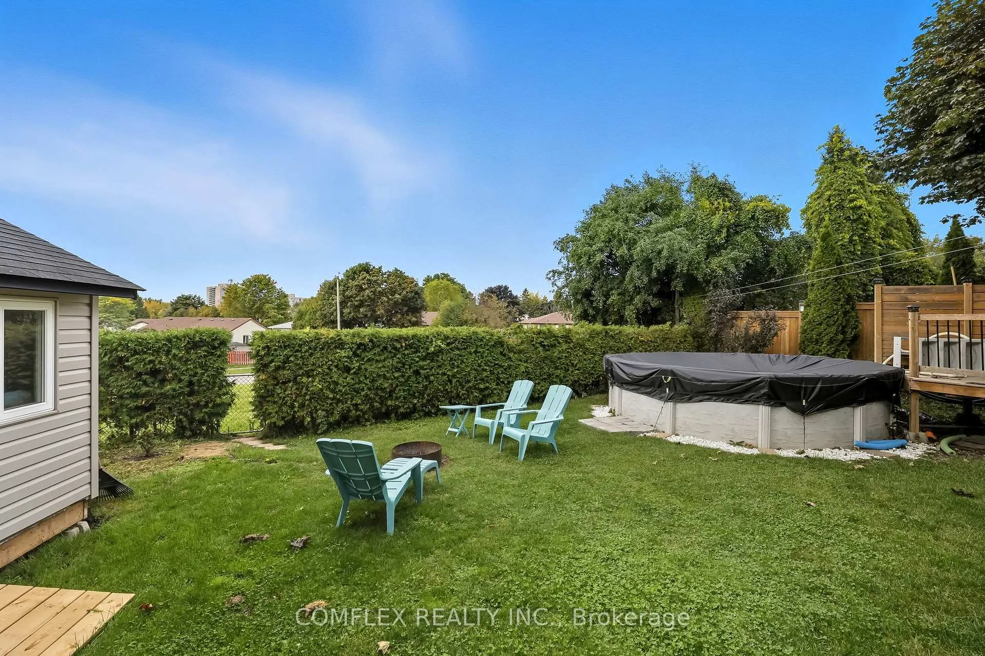 Photo 47 of 680 Avery Court, Oshawa, Pinecrest — HOMEH
