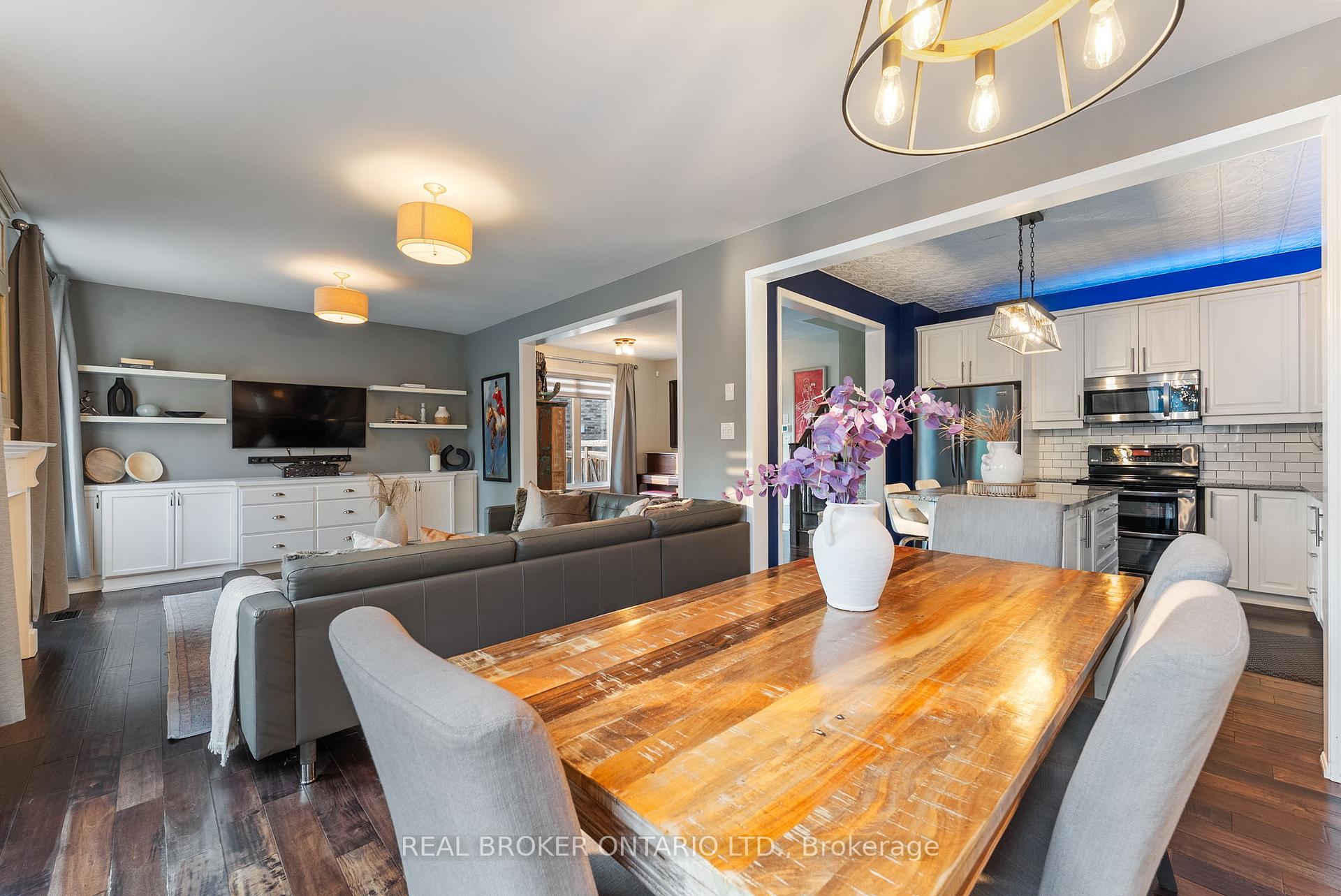 Photo 10 of 485 Mcferran Crescent, Milton, Willmott — HOMEH
